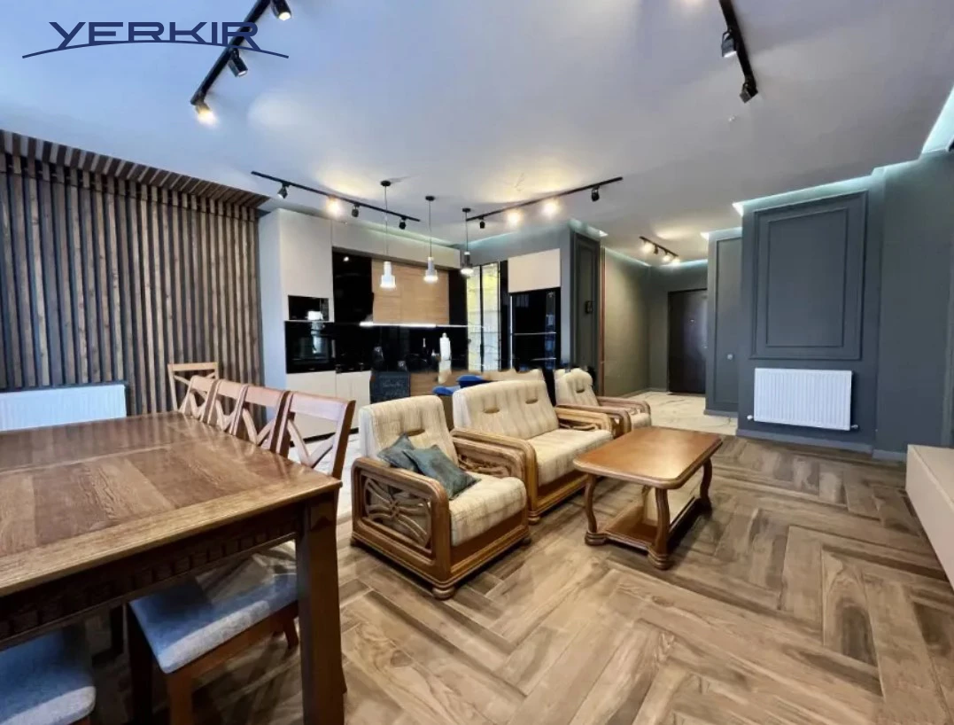 Apartments Code: 5+303287