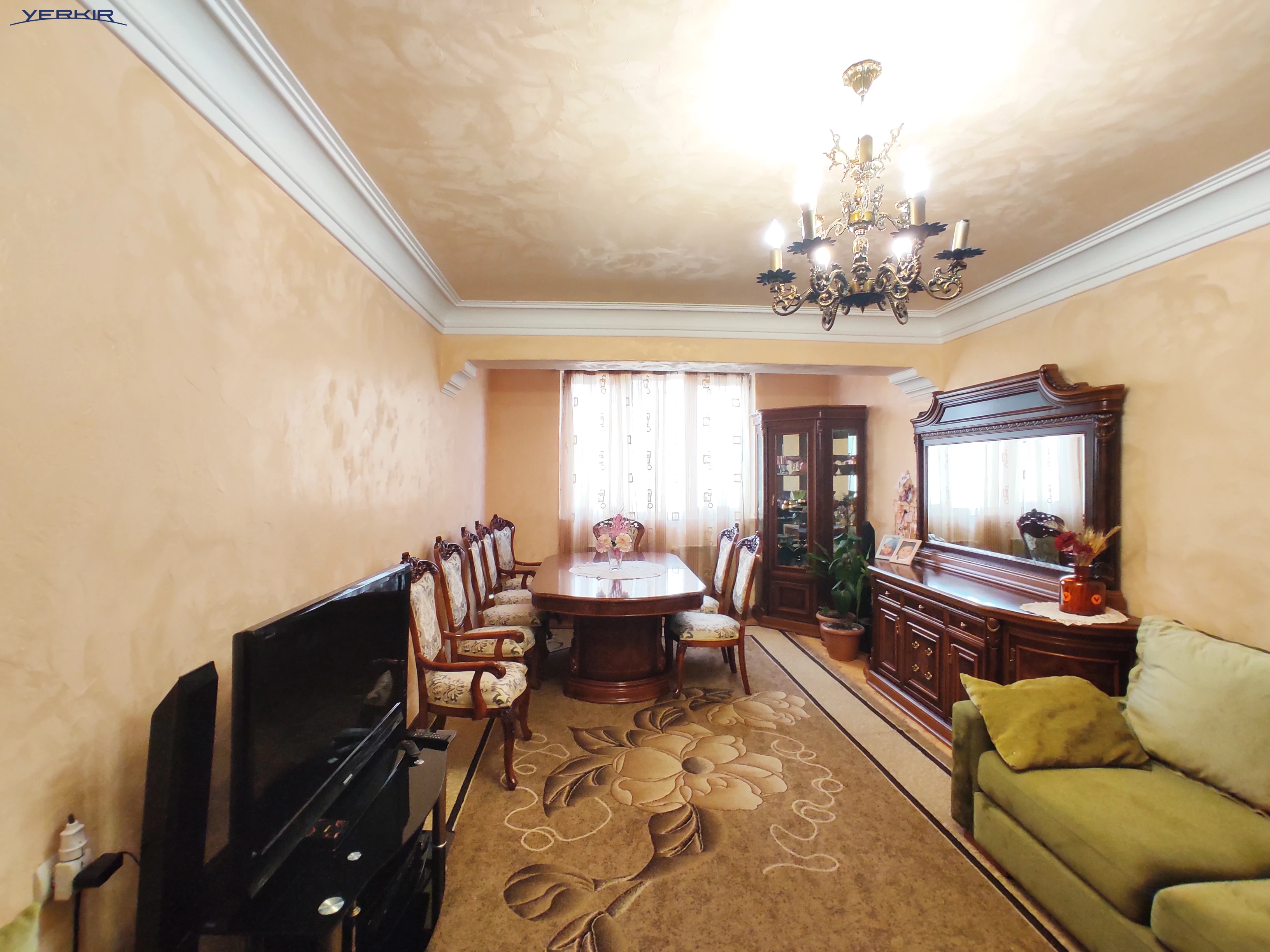 Apartments Code: 10+317462