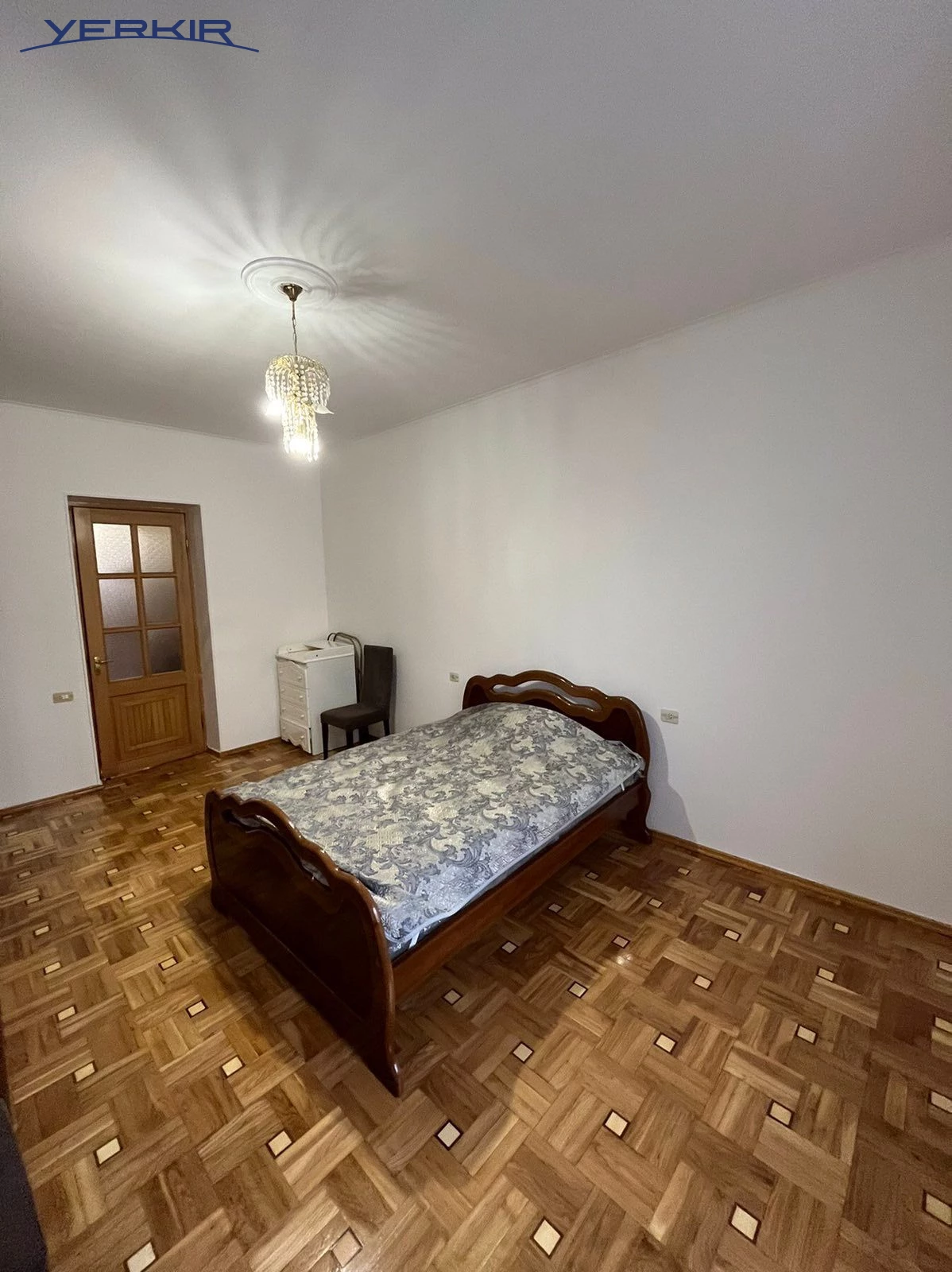 Բնակարաններ Կոդ` 8+217401