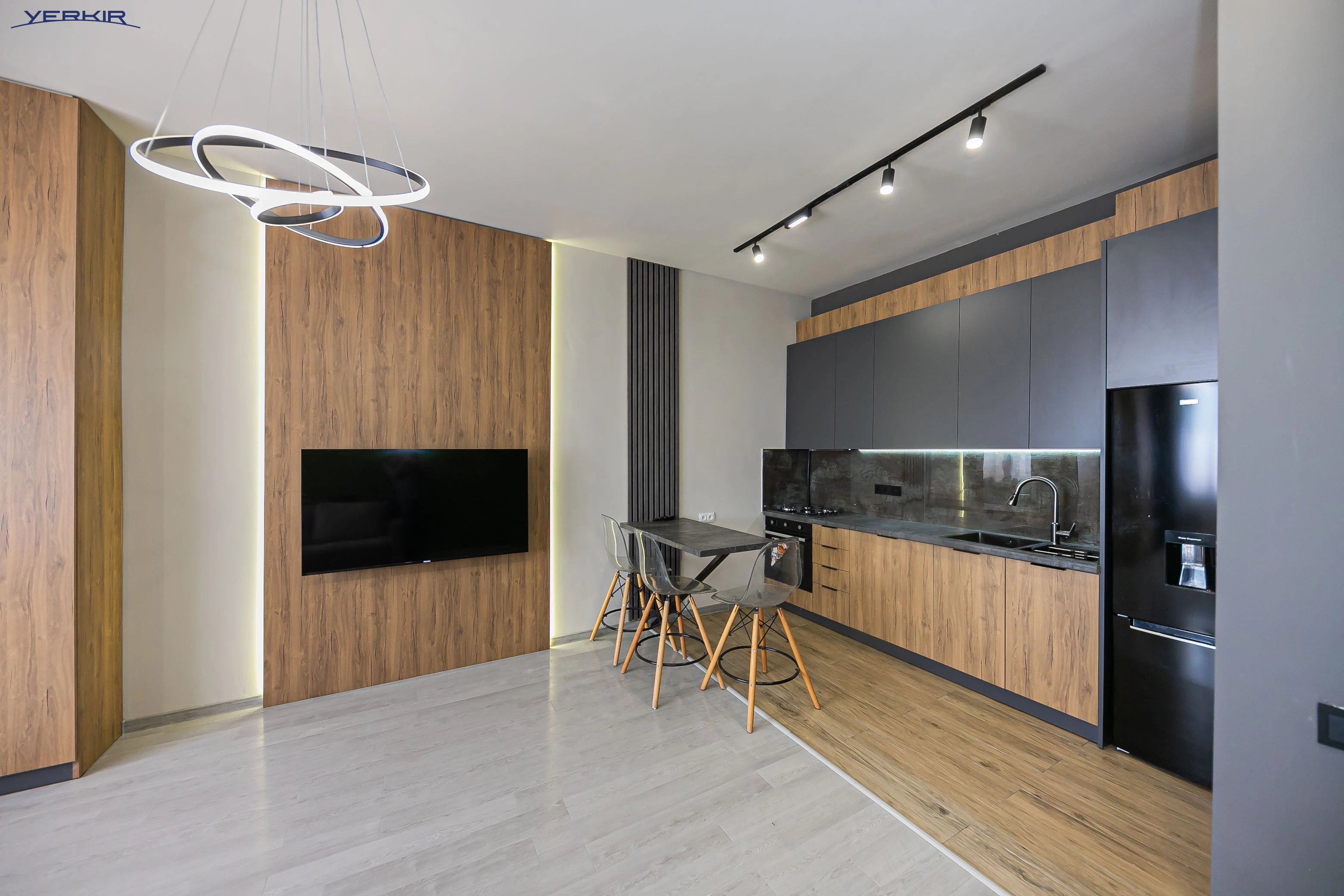 Квартиры Код 5+219761