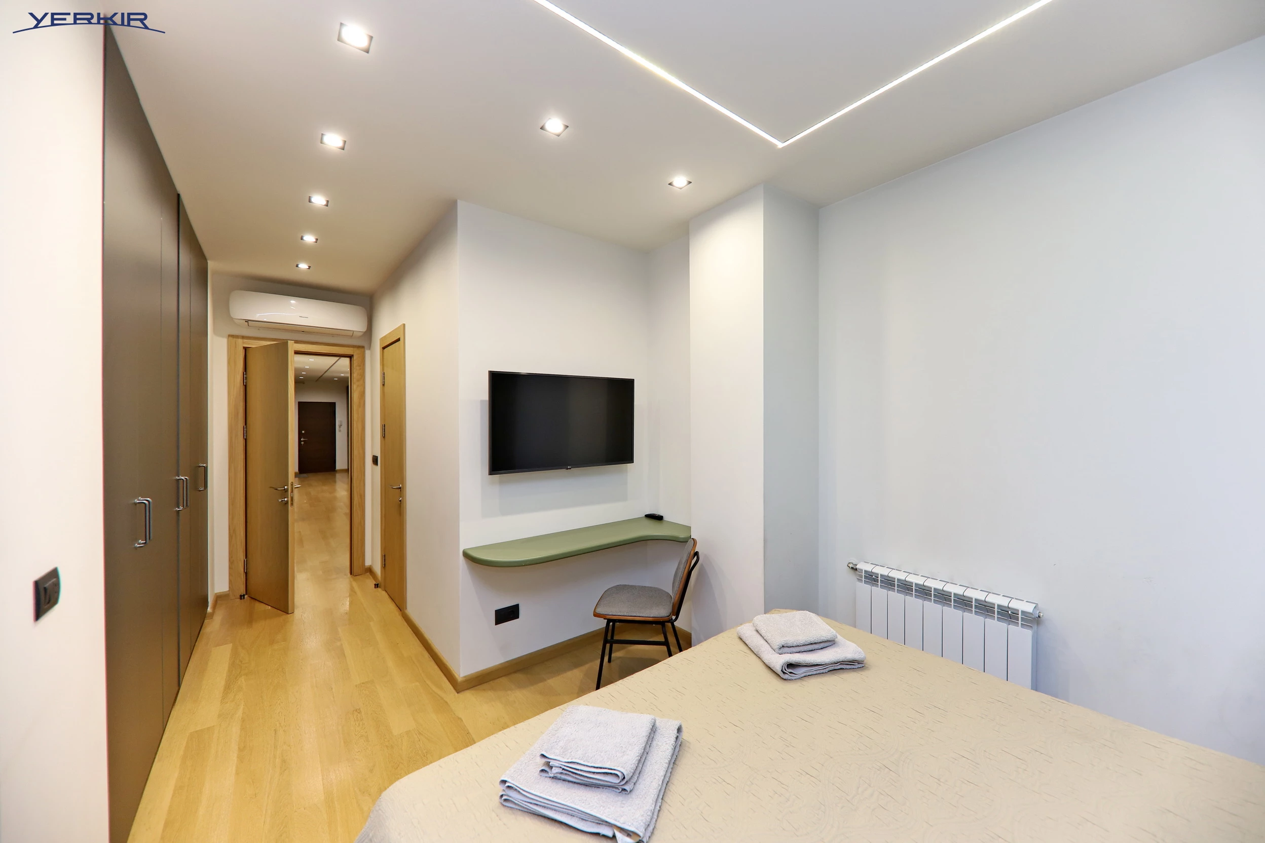 Apartments Code: 5+312443