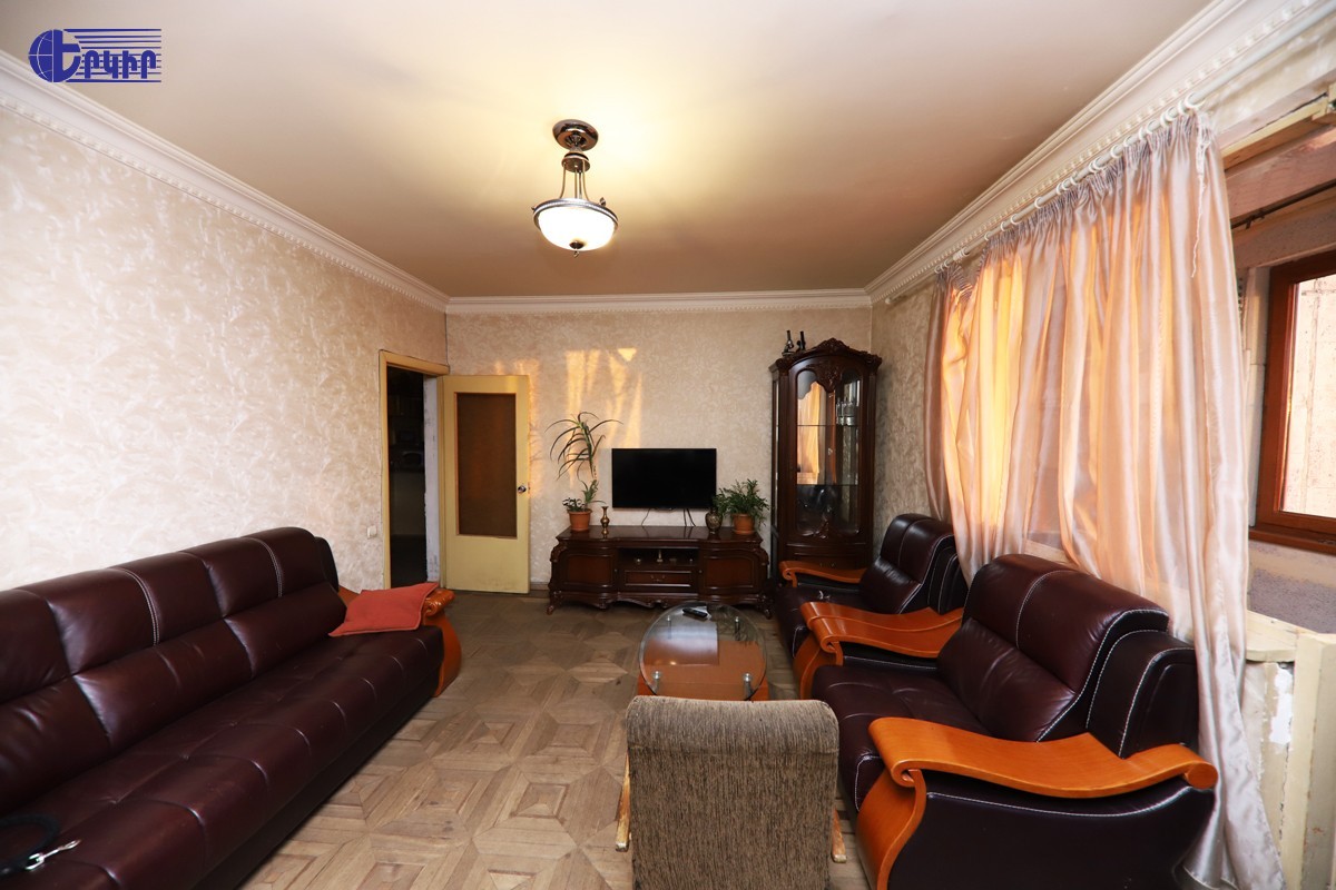 Apartments Code: 10+312272