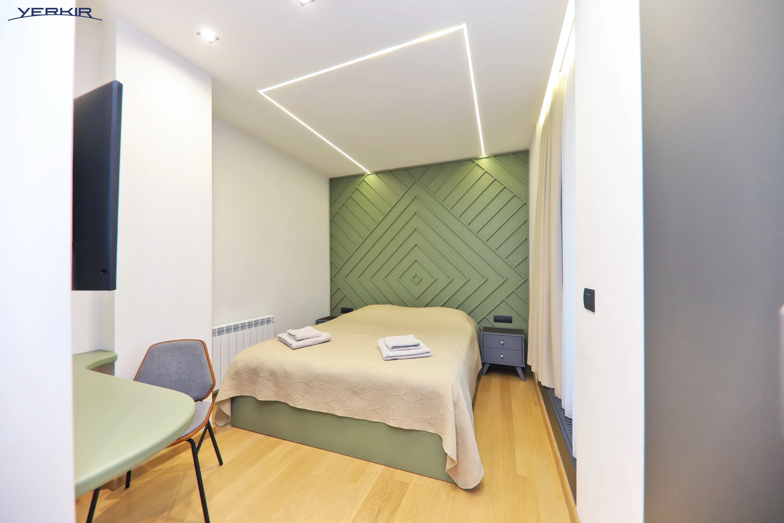 Apartments Code: 5+312443