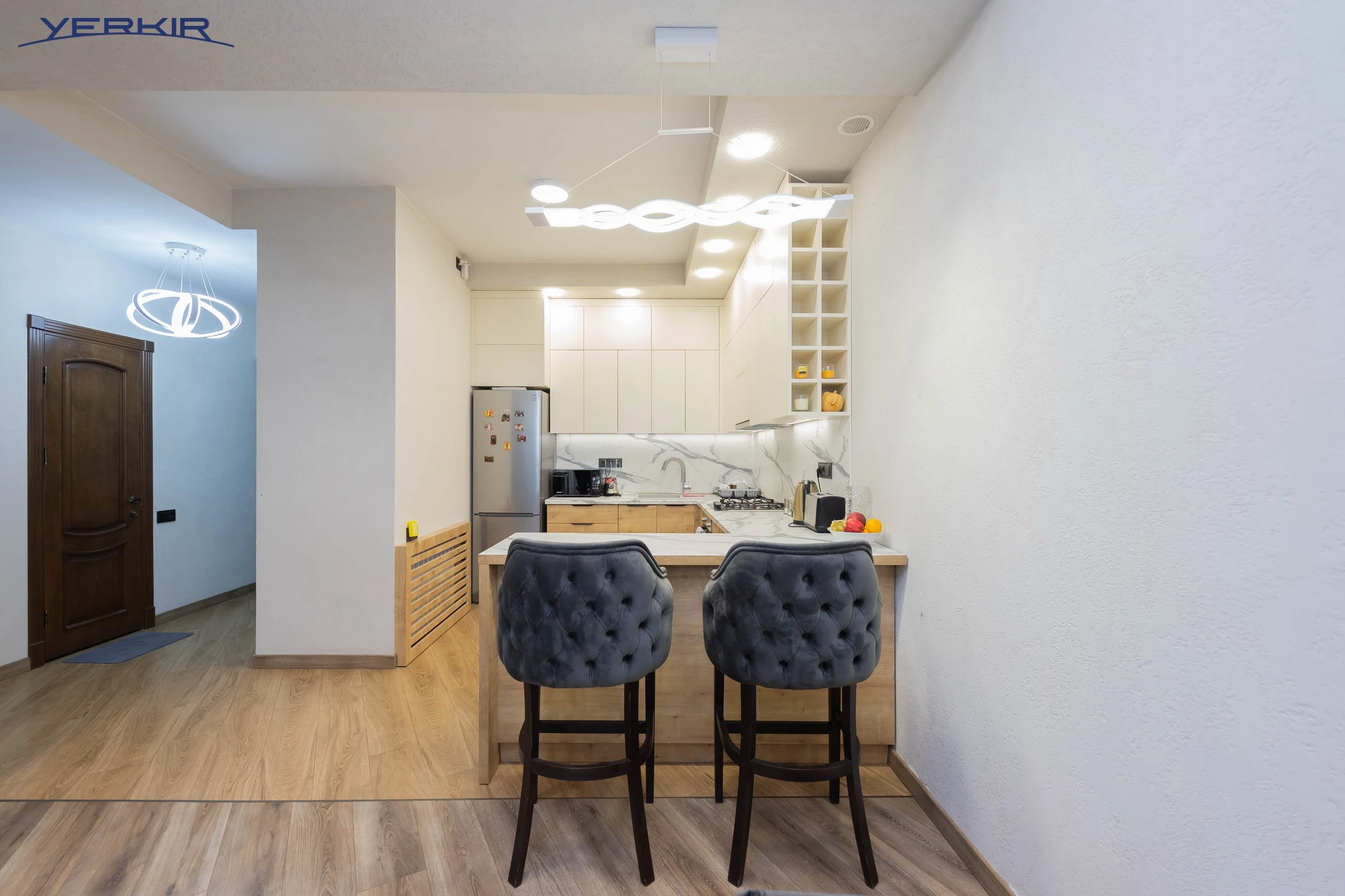 Apartments Code: 5+214462