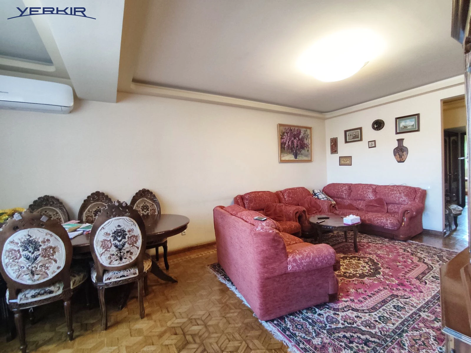 Apartments Code: 9+414546