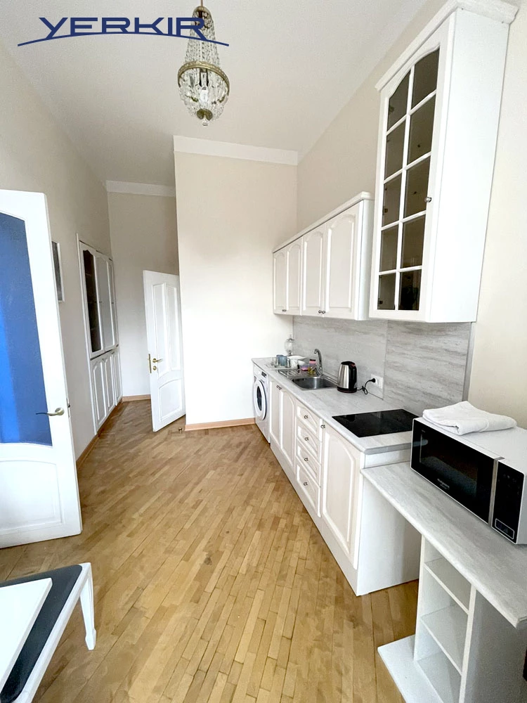 Բնակարաններ Կոդ` 5+109081