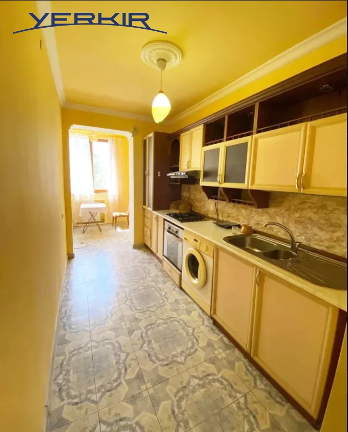 Apartments Code: 10+216821