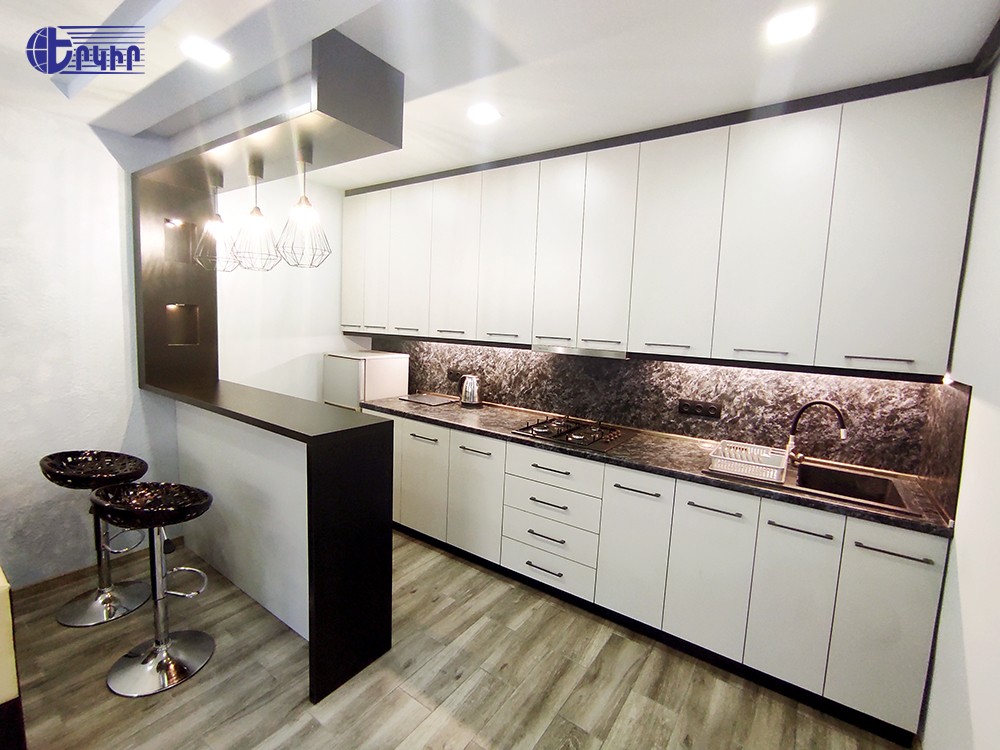 Բնակարաններ Կոդ` 5+22196