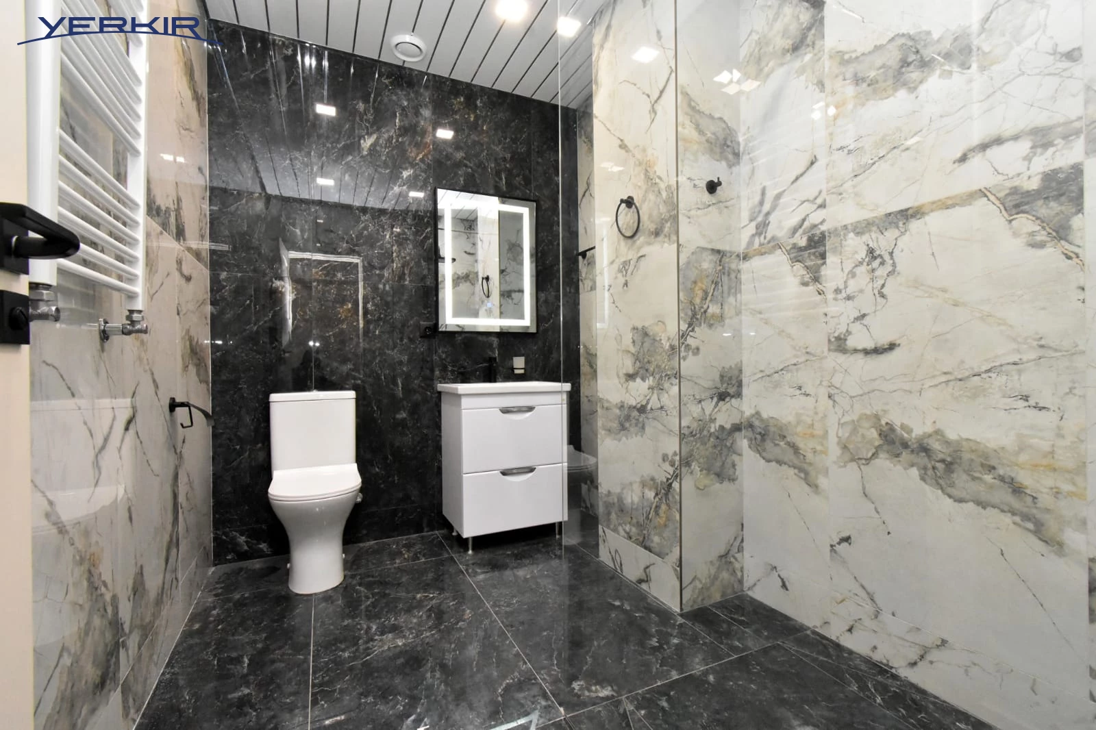 Apartments Code: 5+221474