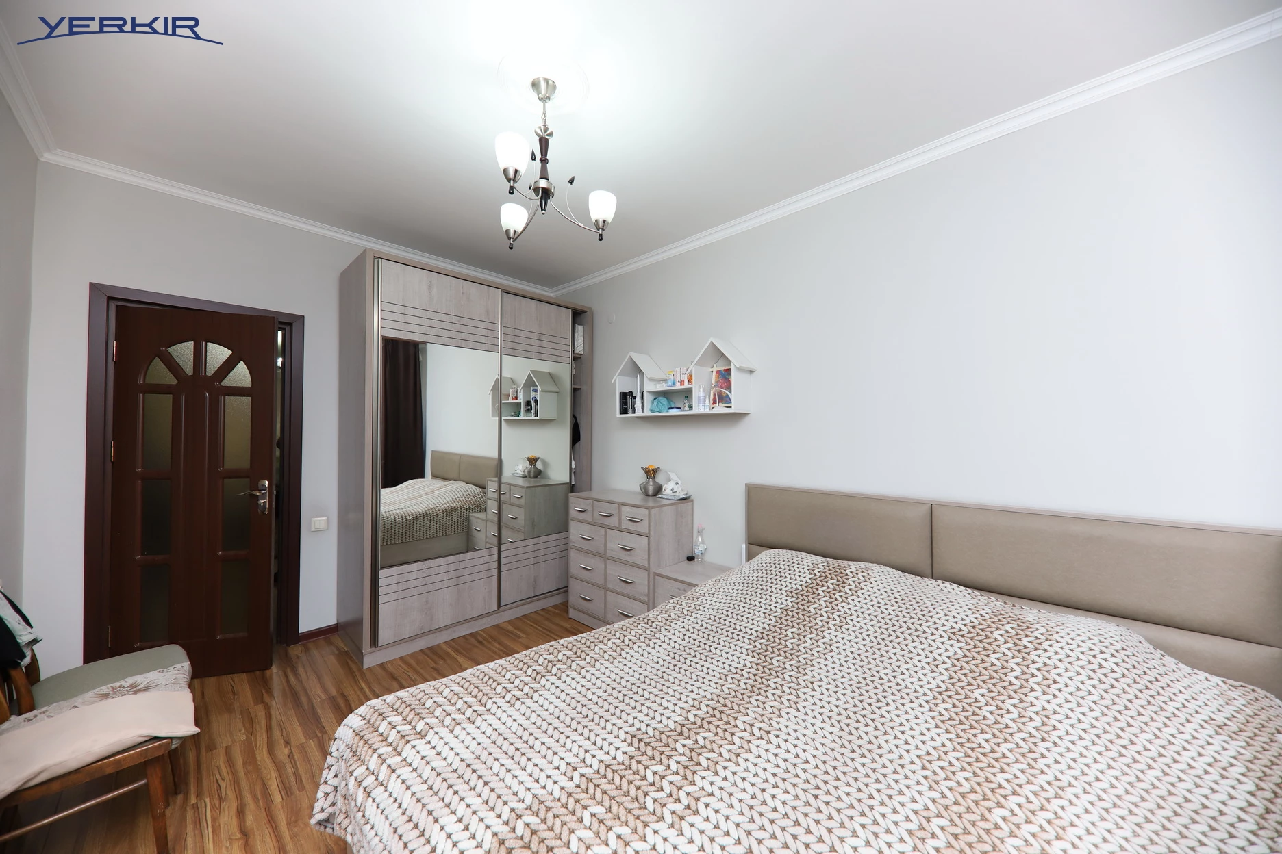 Բնակարաններ Կոդ` 3+311125