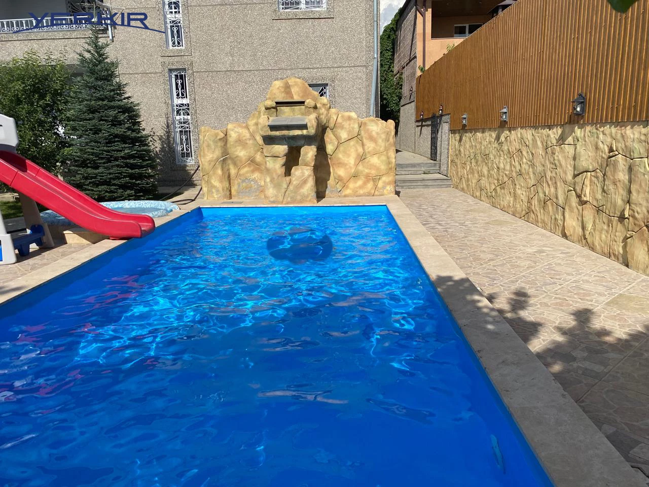 Առանձնատներ Կոդ` 8+517880