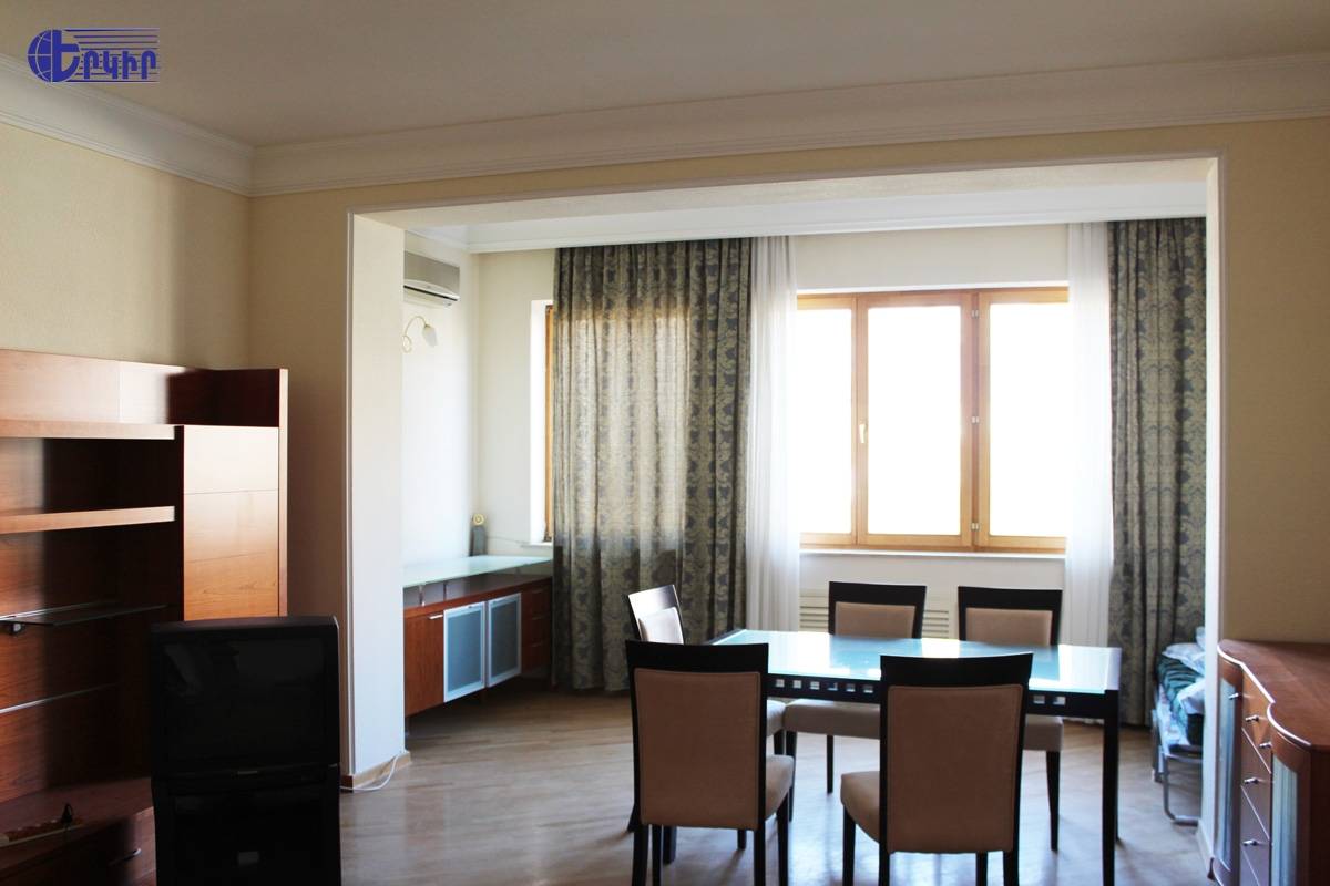 Apartments Code: 2+33222