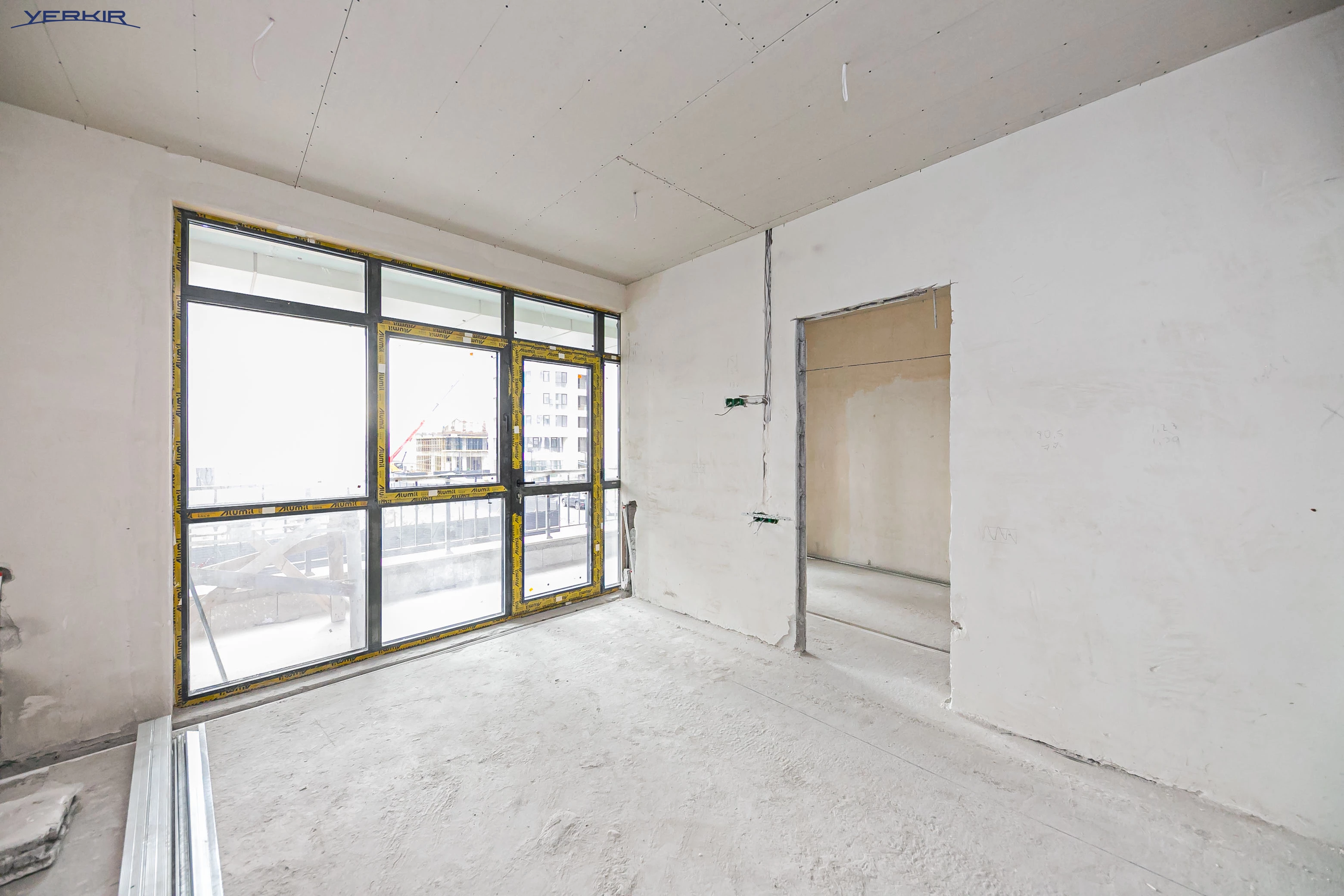 Apartments Code: 5+321313