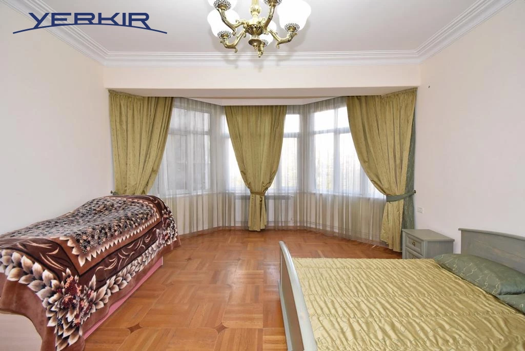 Apartments Code: 10+807970