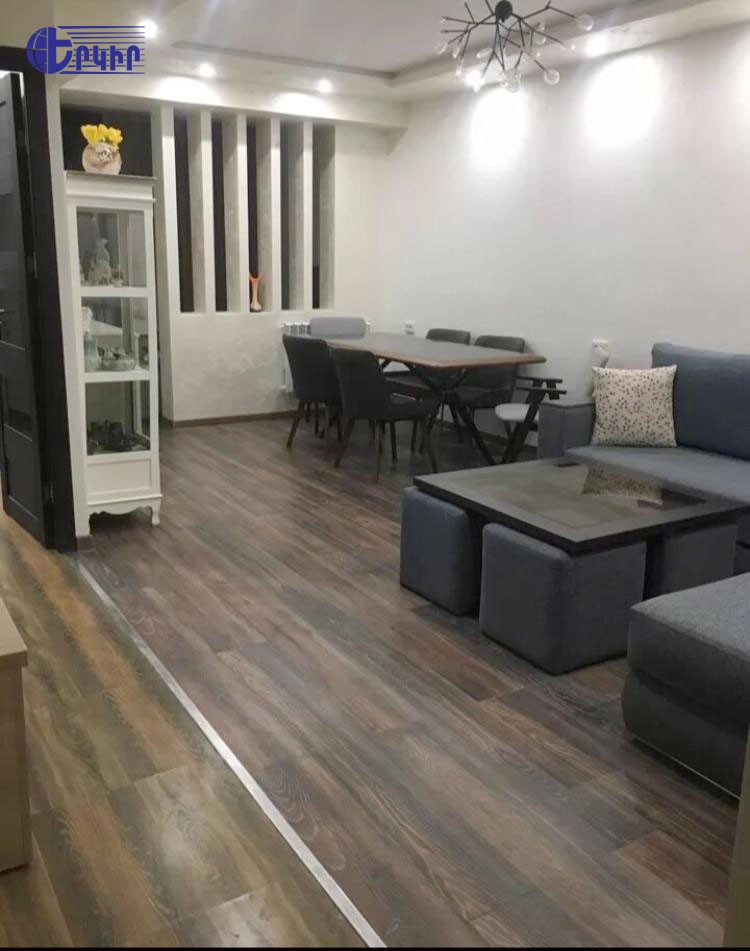 Apartments Code: 5+22423