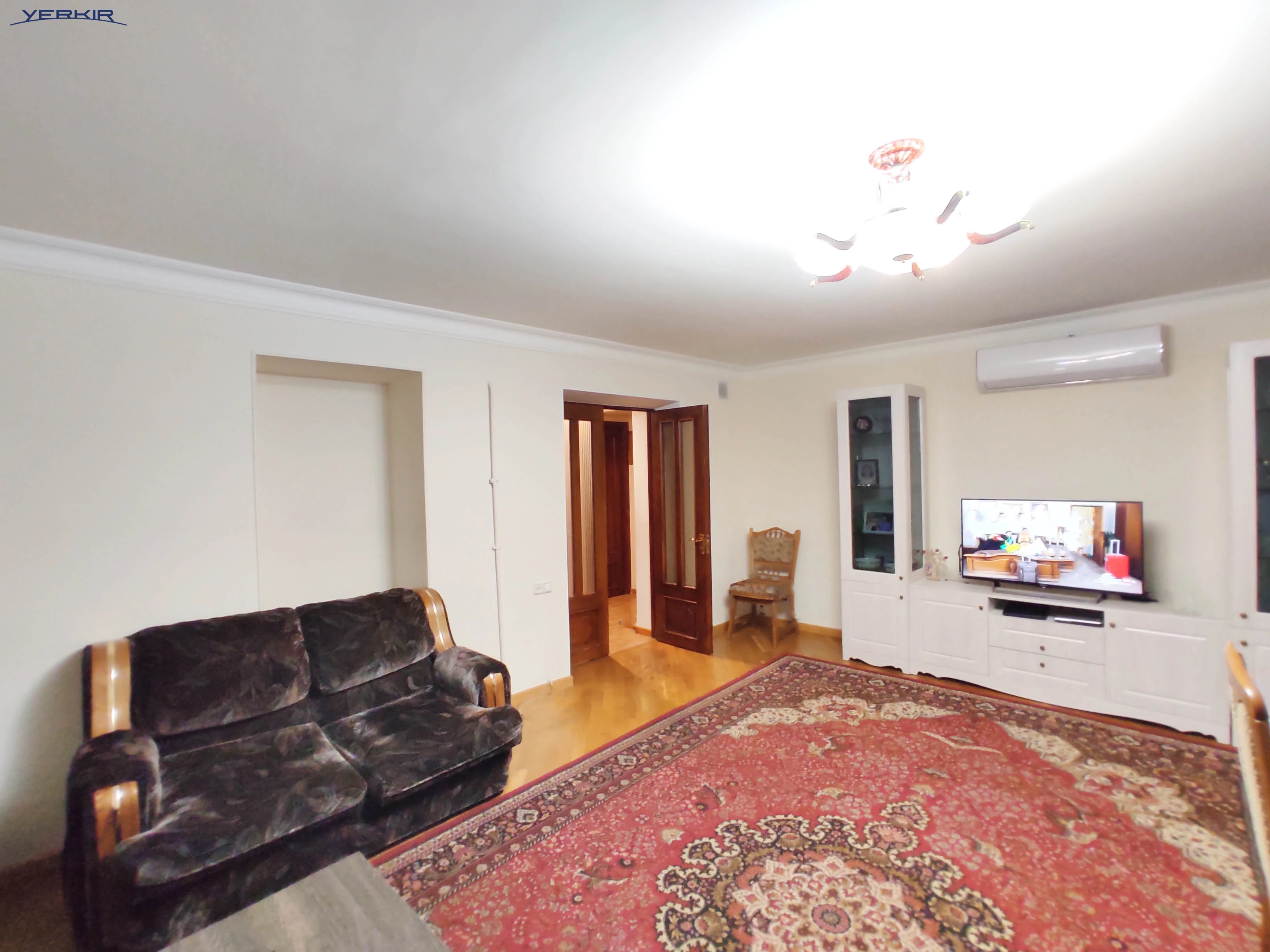 Apartments Code: 10+418108