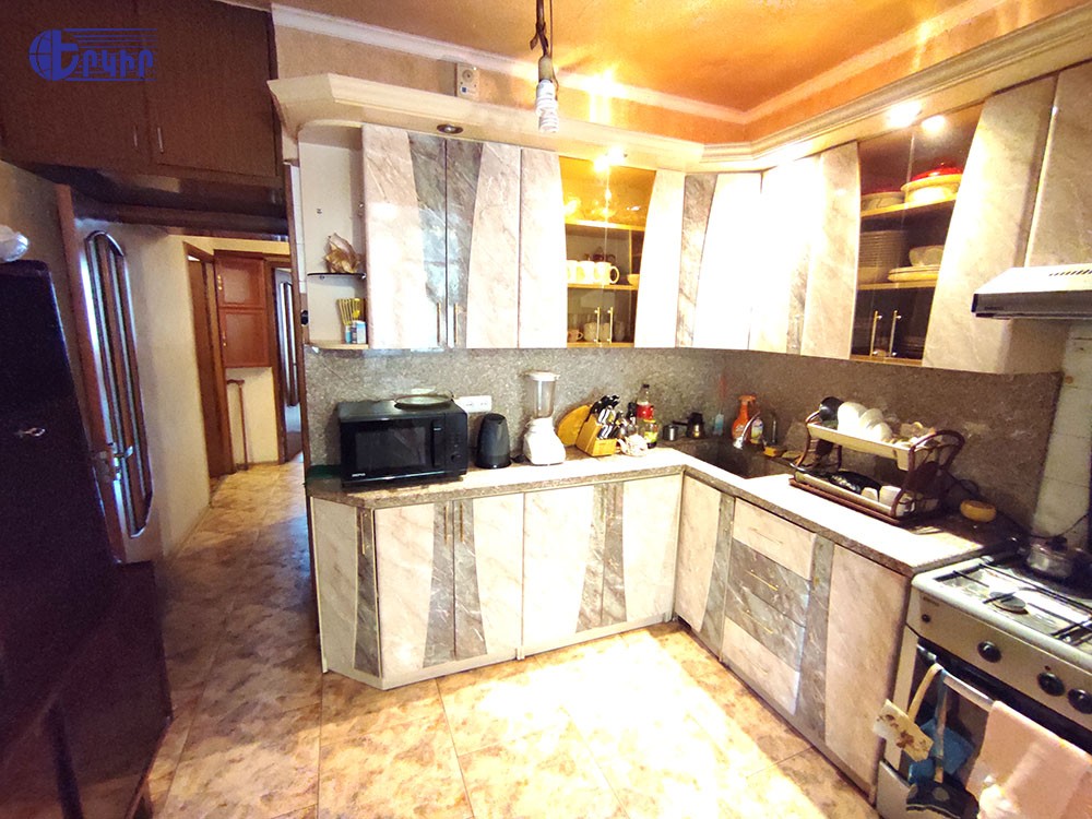 Բնակարաններ Կոդ` 5+80363