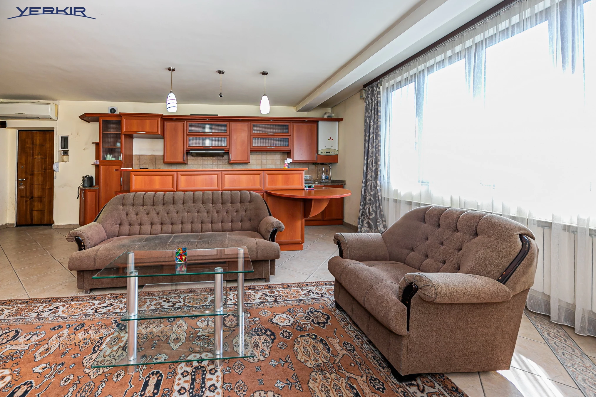 Բնակարաններ Կոդ` 5+819431