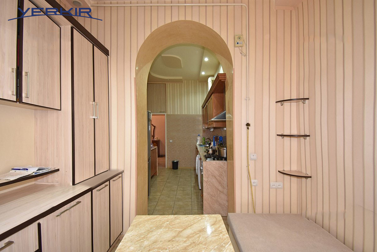 Apartments Code: 5+2627425