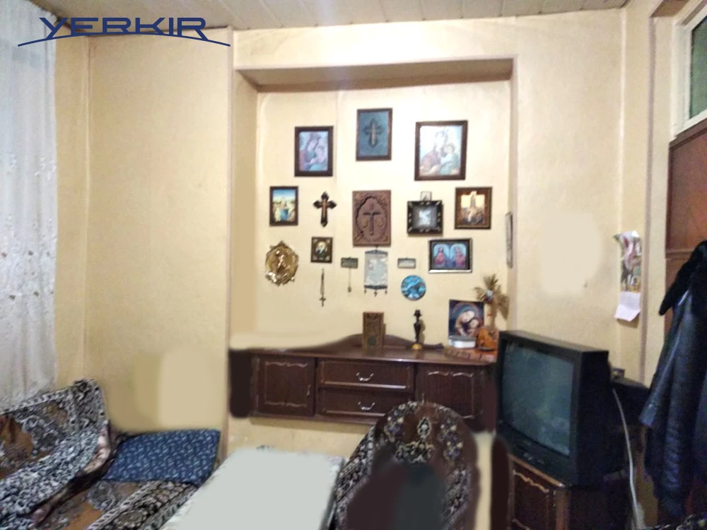 Առանձնատներ Կոդ` 9+50023