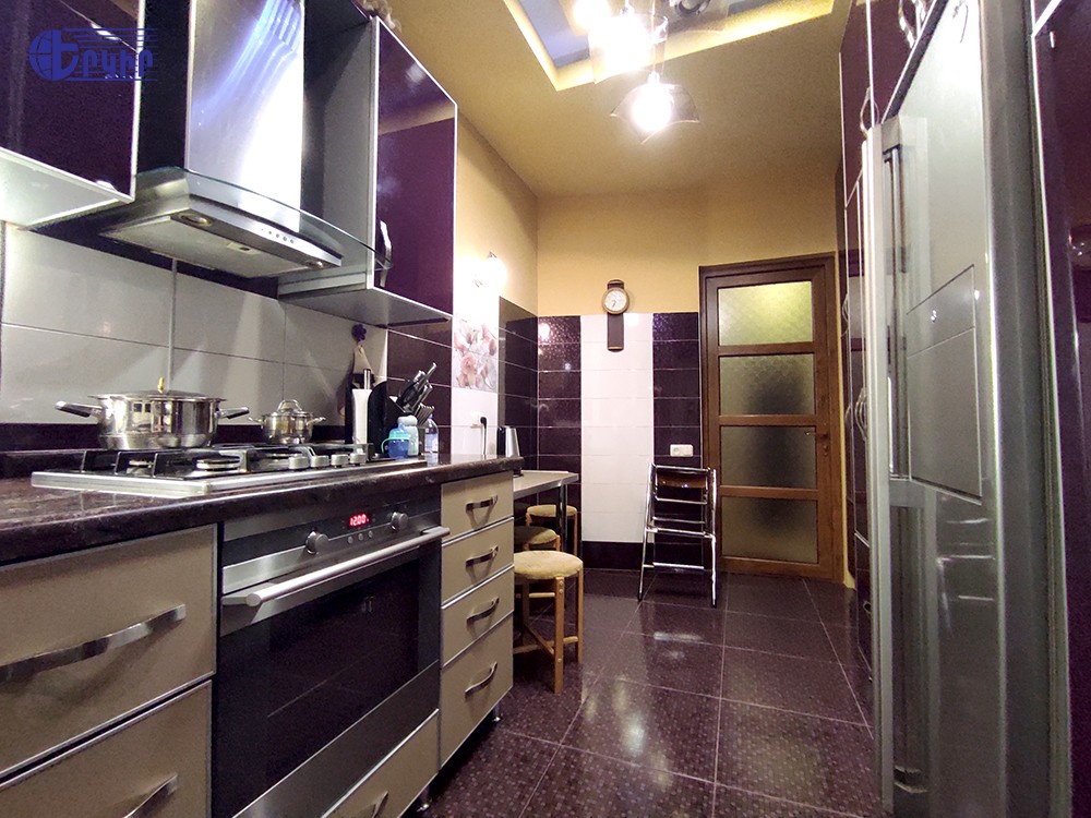 Apartments Code: 10+300037