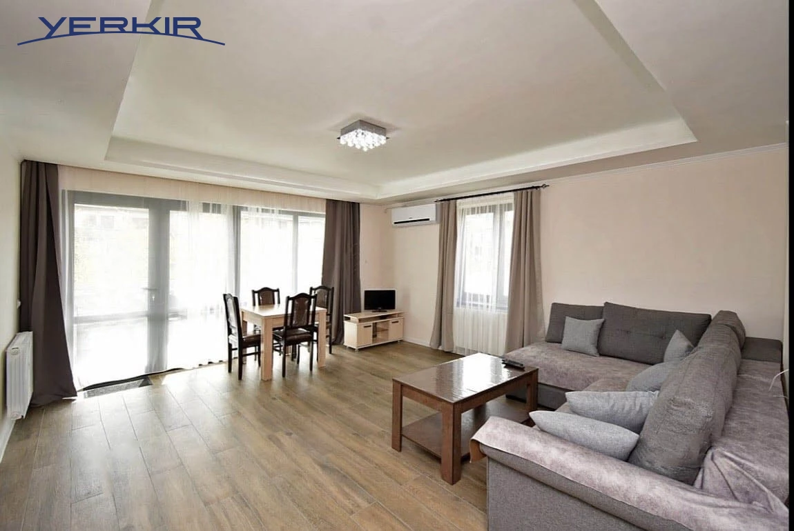 Բնակարաններ Կոդ` 5+317656