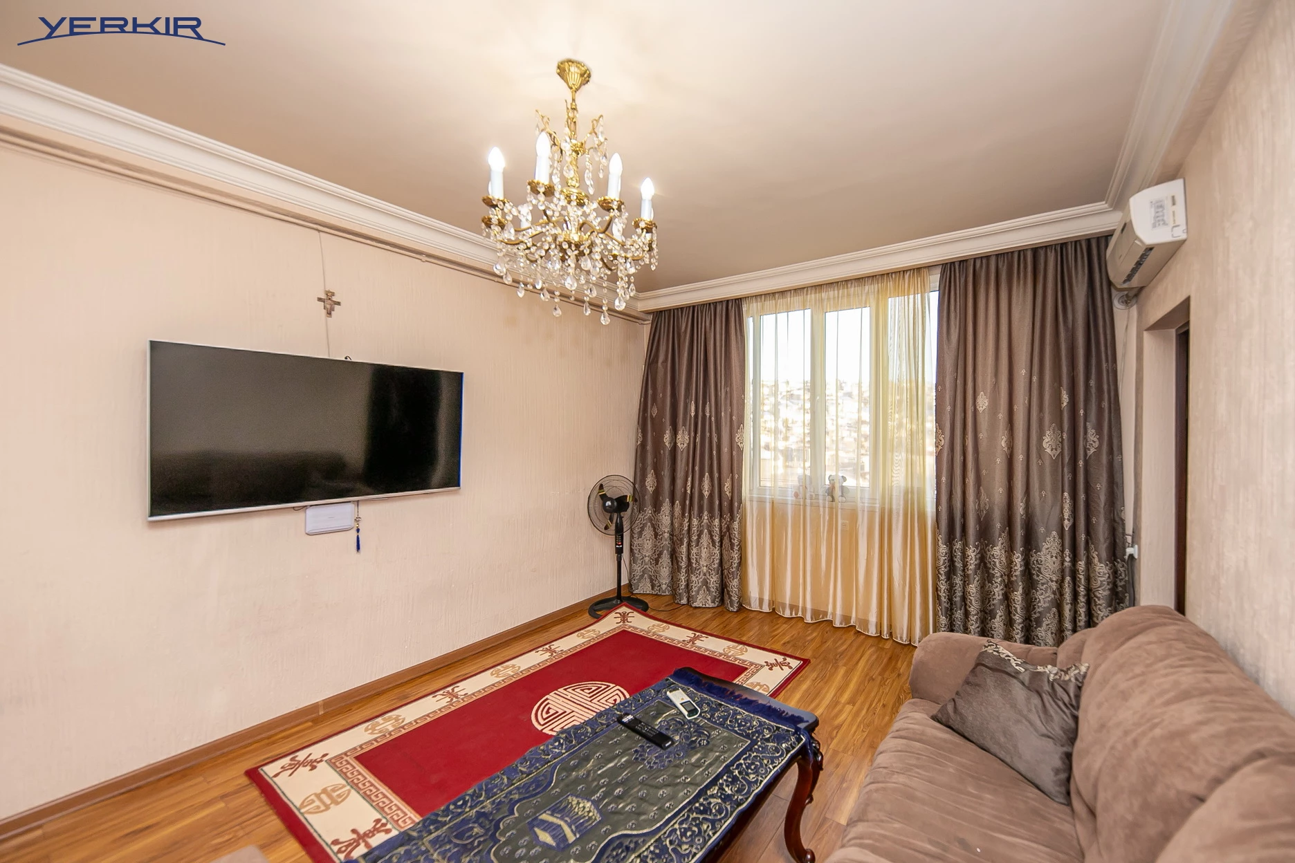 Apartments Code: 10+317054