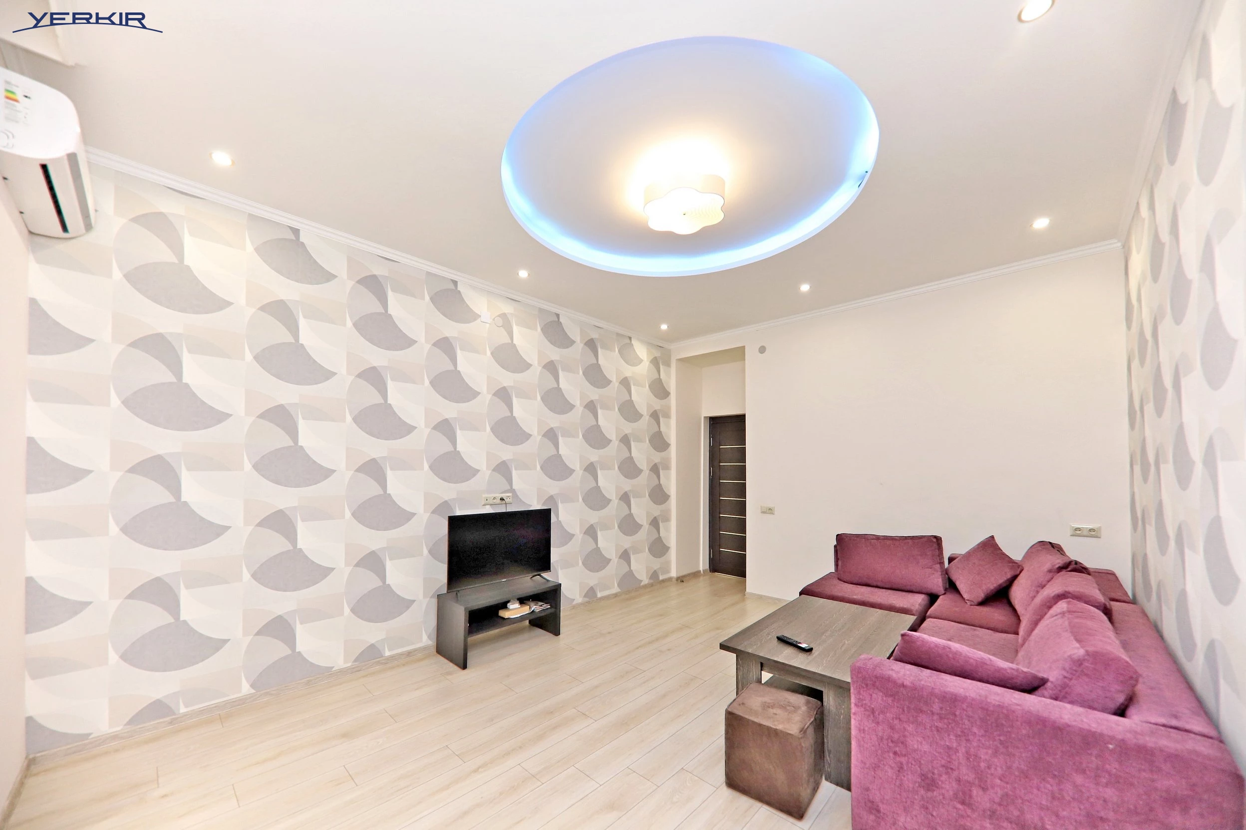 Apartments Code: 8+209866