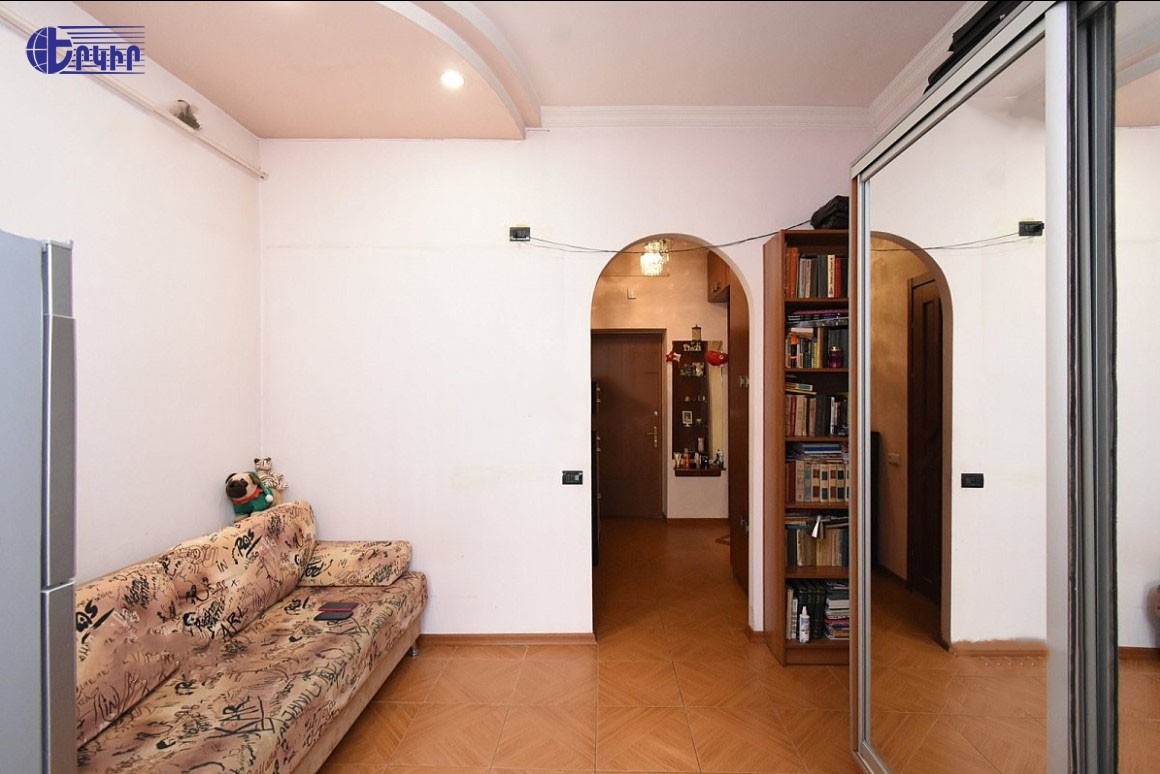 Apartments Code: 5+11771