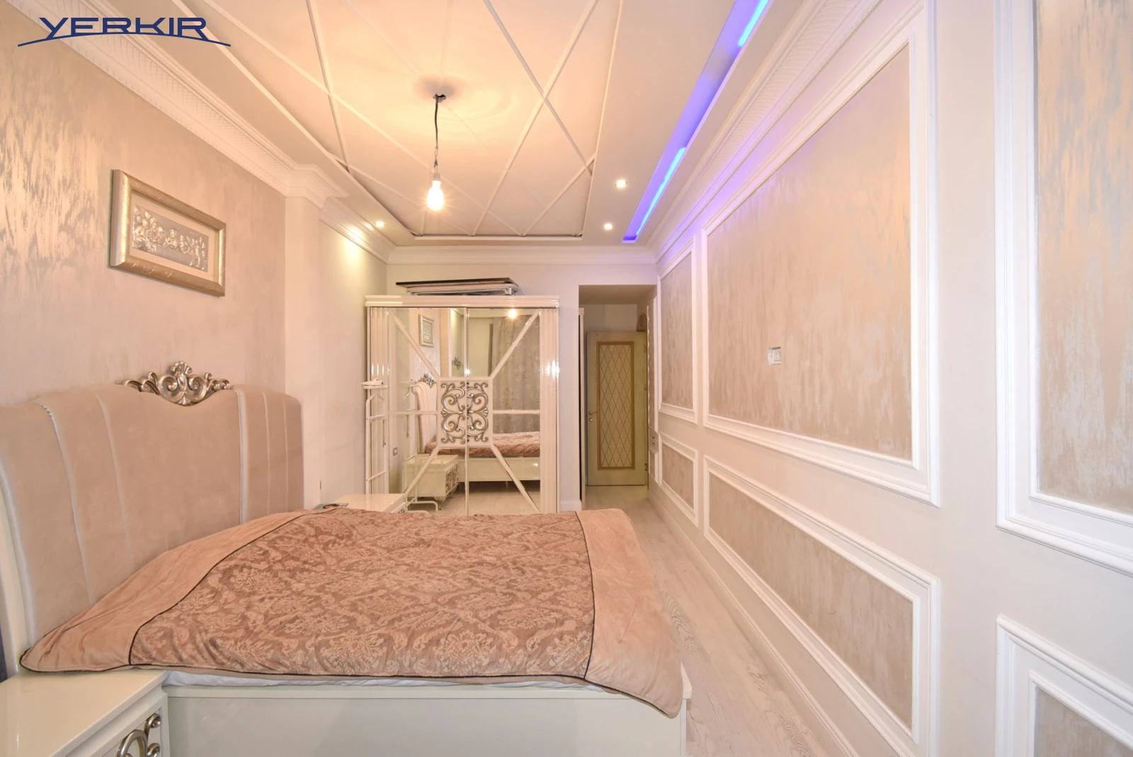 Apartments Code: 5+301342