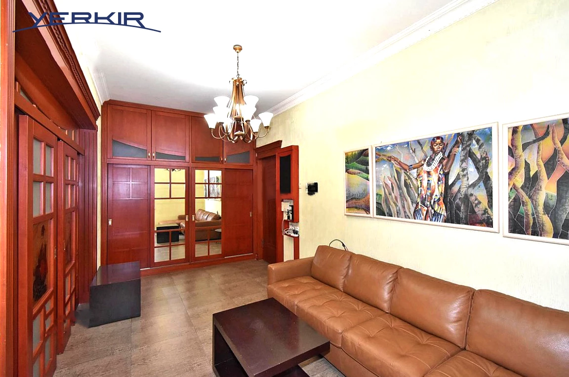 Apartments Code: 5+308400