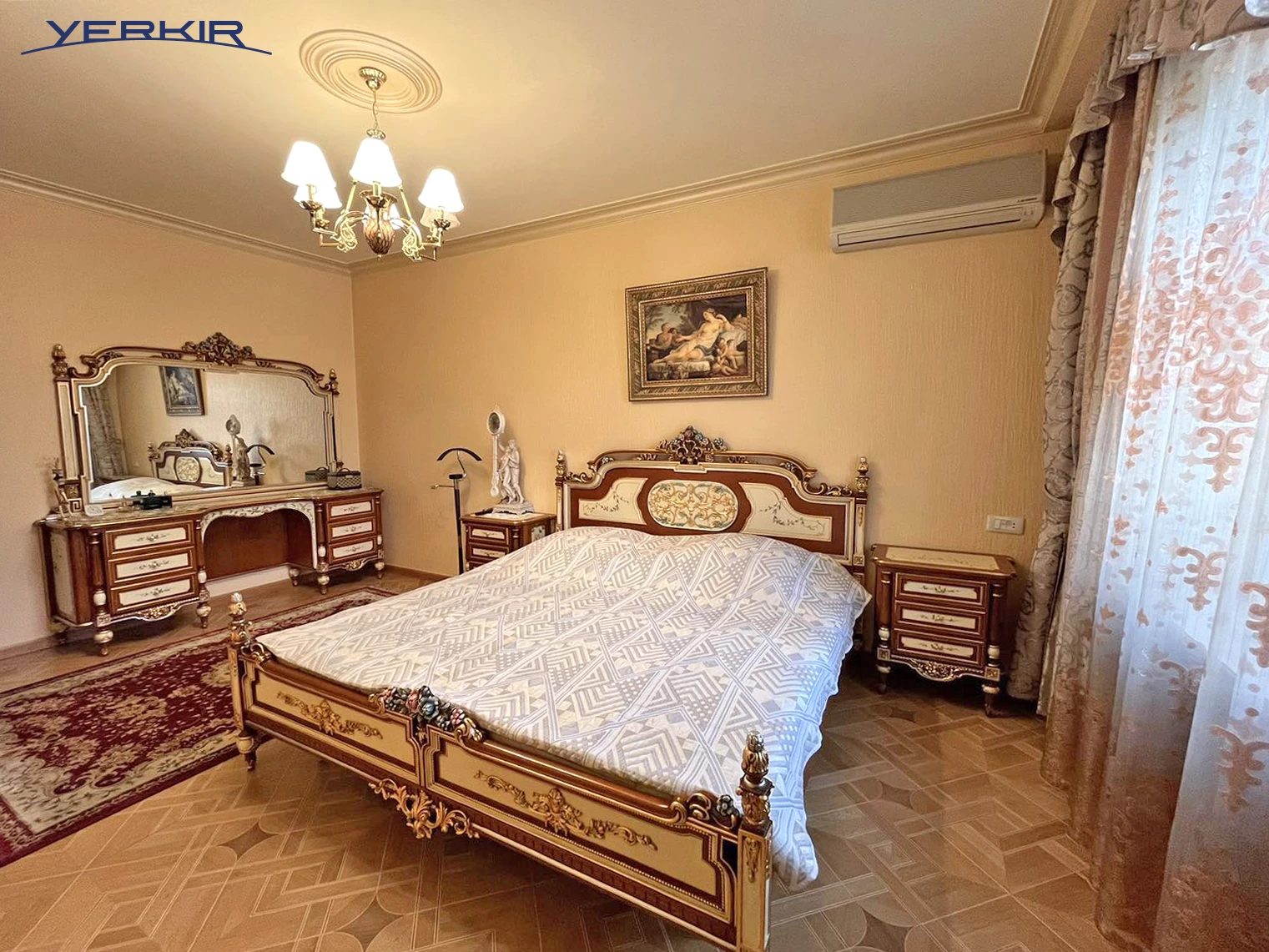 Բնակարաններ Կոդ` 3+814595