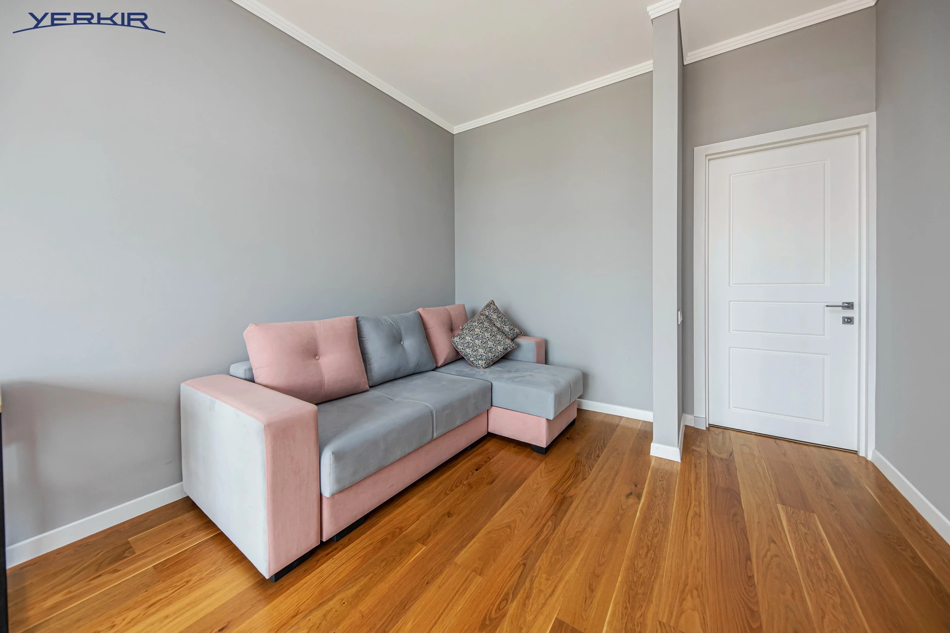 Բնակարաններ Կոդ` 5+313070