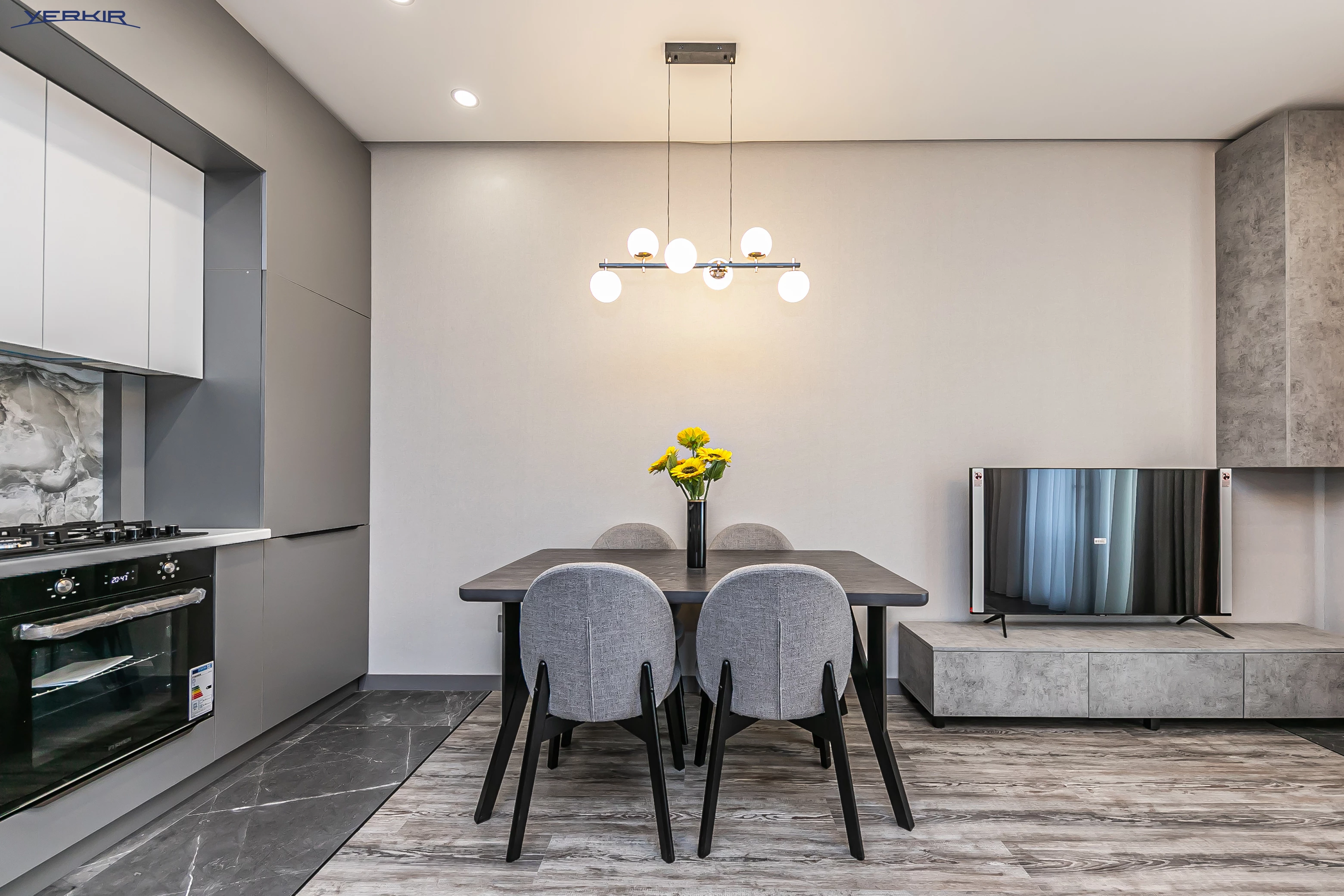 Apartments Code: 5+115778