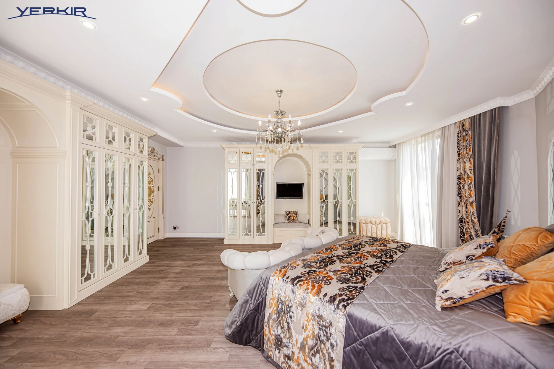 Apartments Code: 5+312159