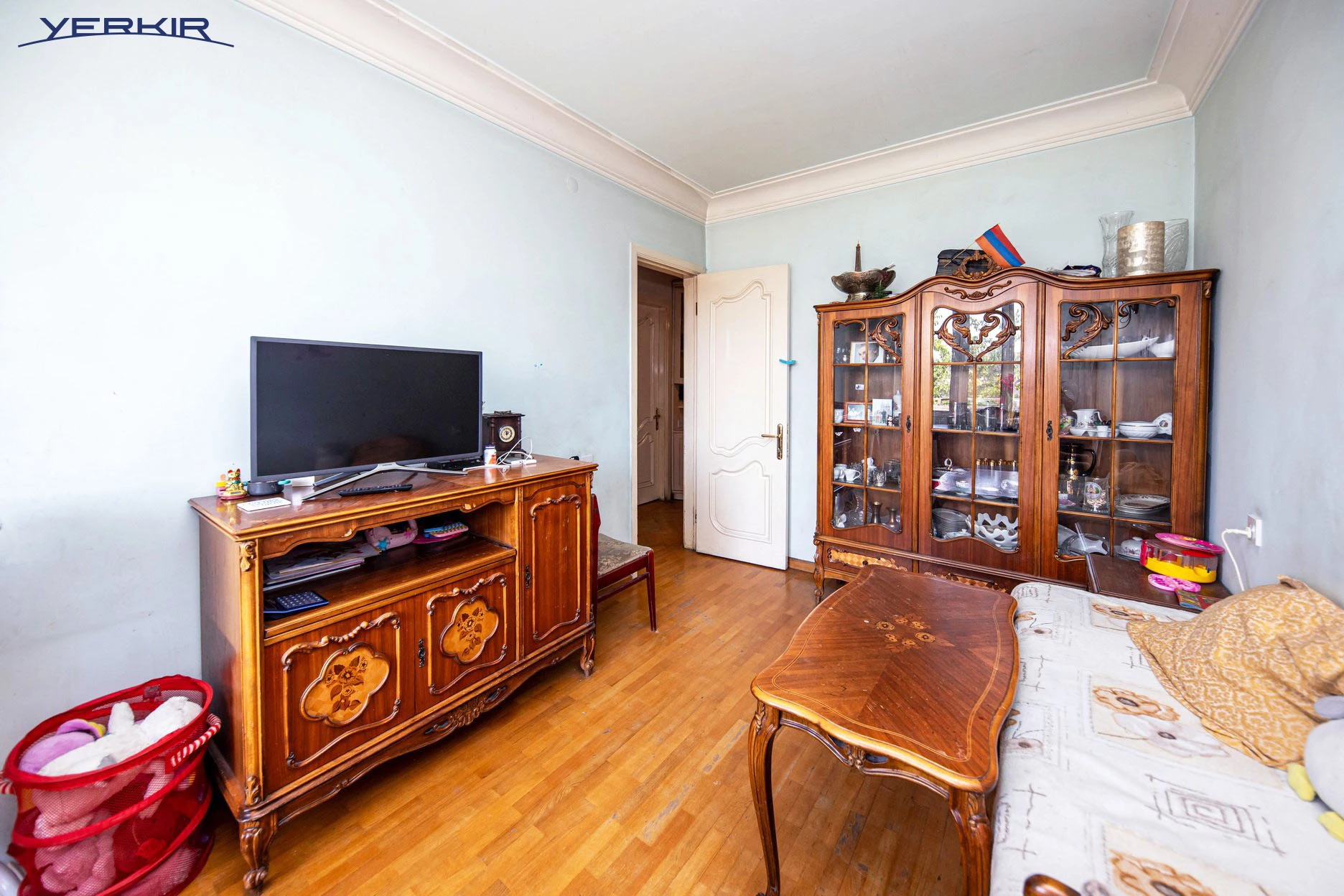 Apartments Code: 9+312087