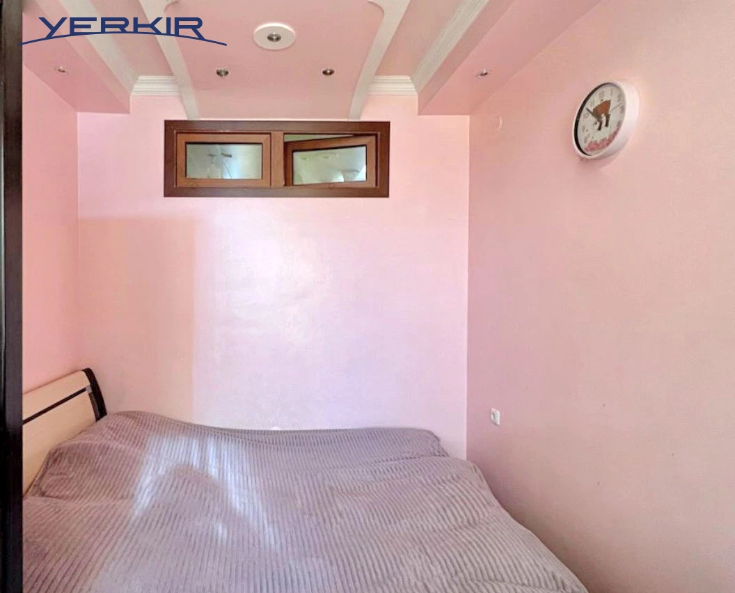 Apartments Code: 4+110515