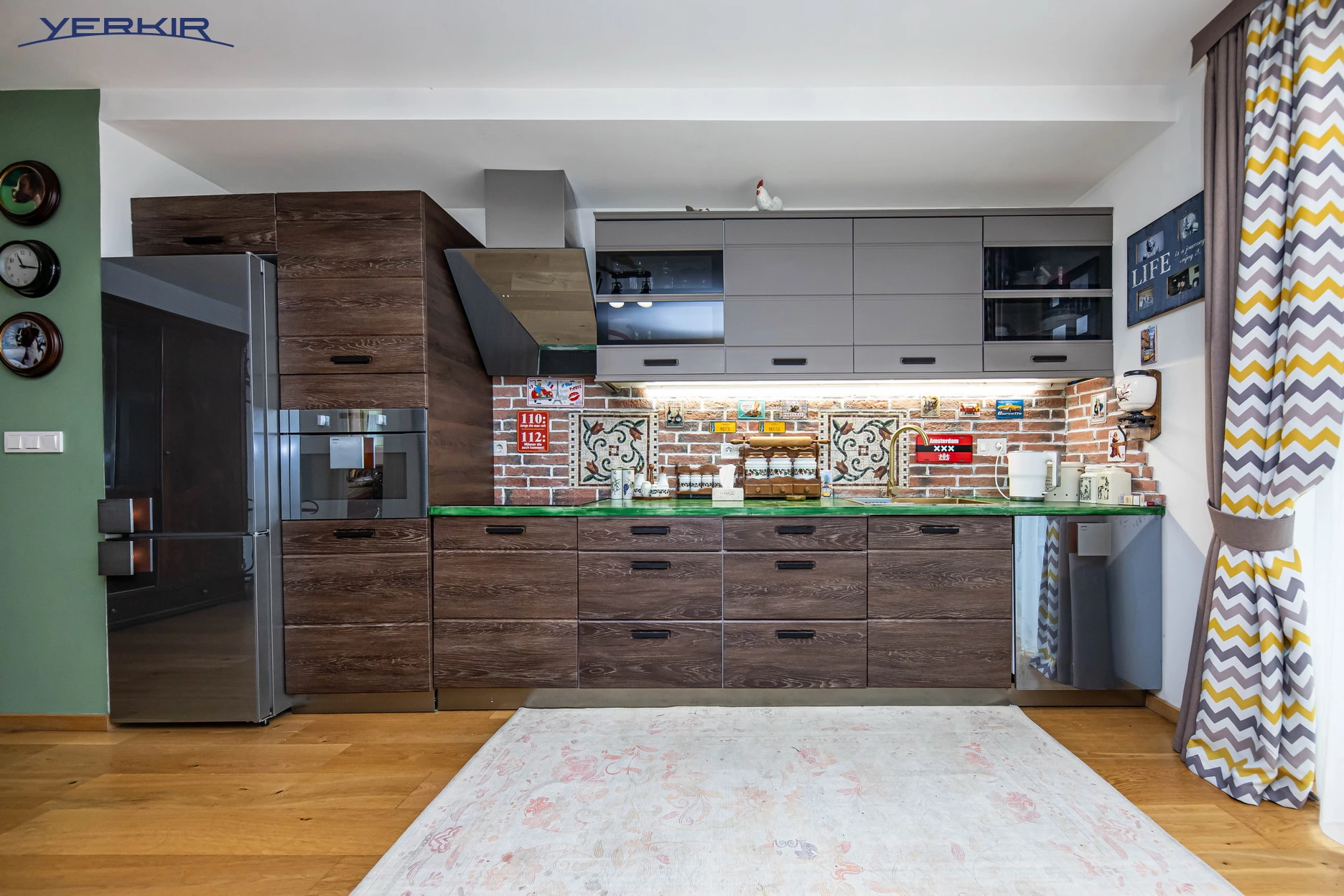 Apartments Code: 10+414072