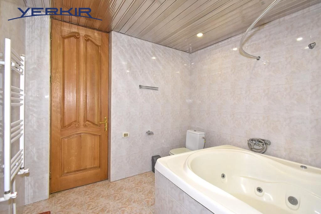 Apartments Code: 10+807970