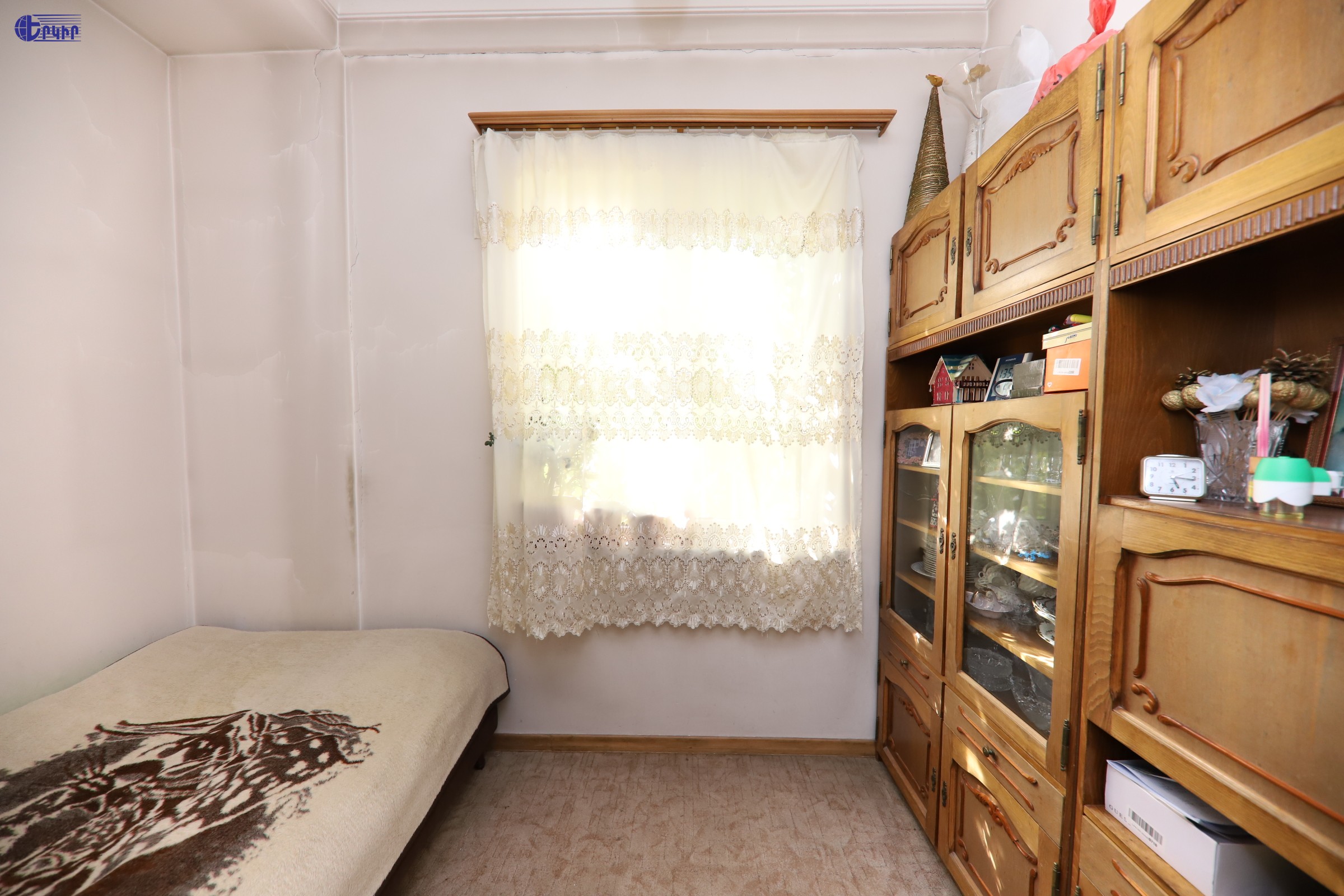 Apartments Code: 5+22322