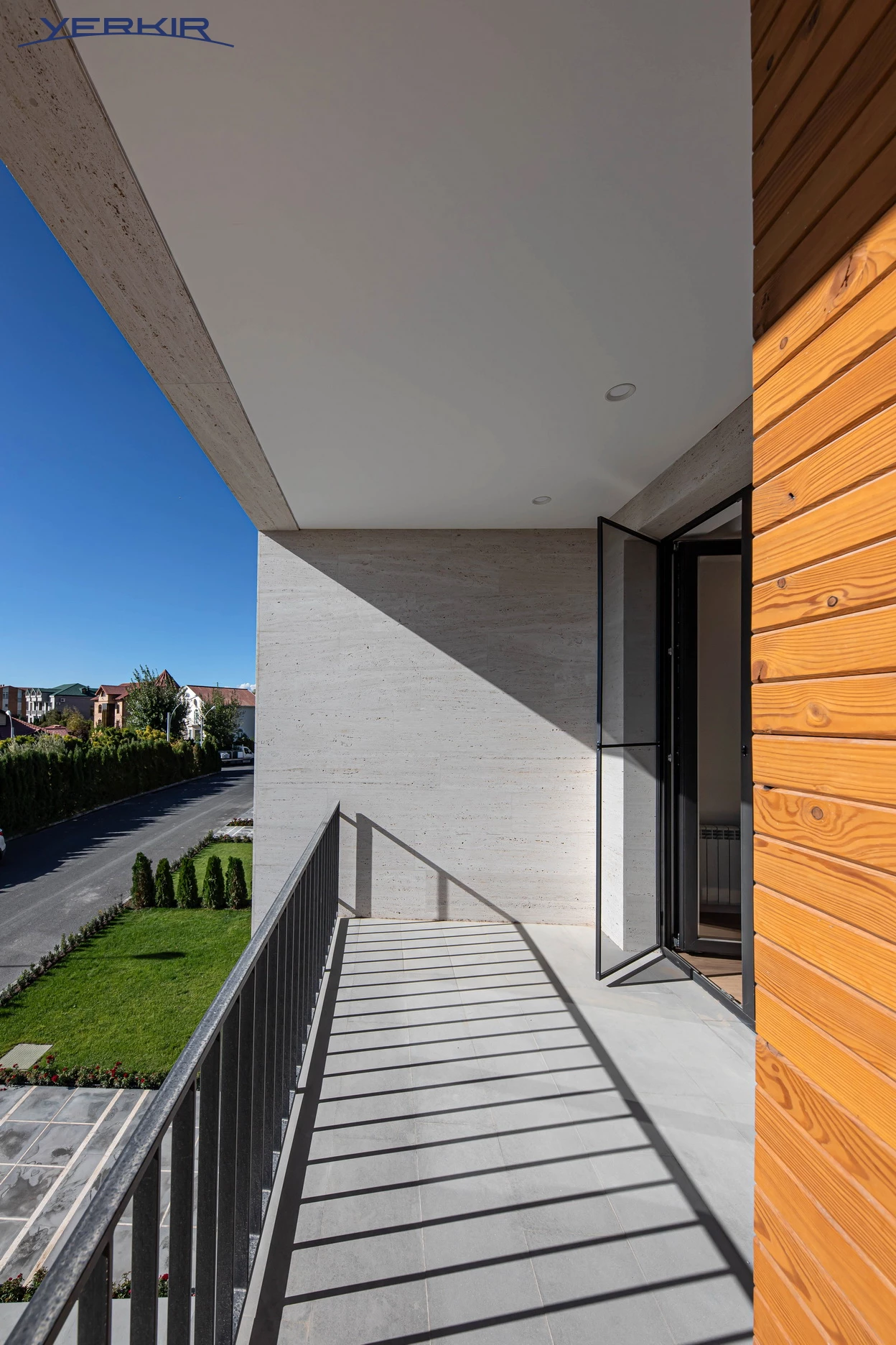 Առանձնատներ Կոդ` 5+513739