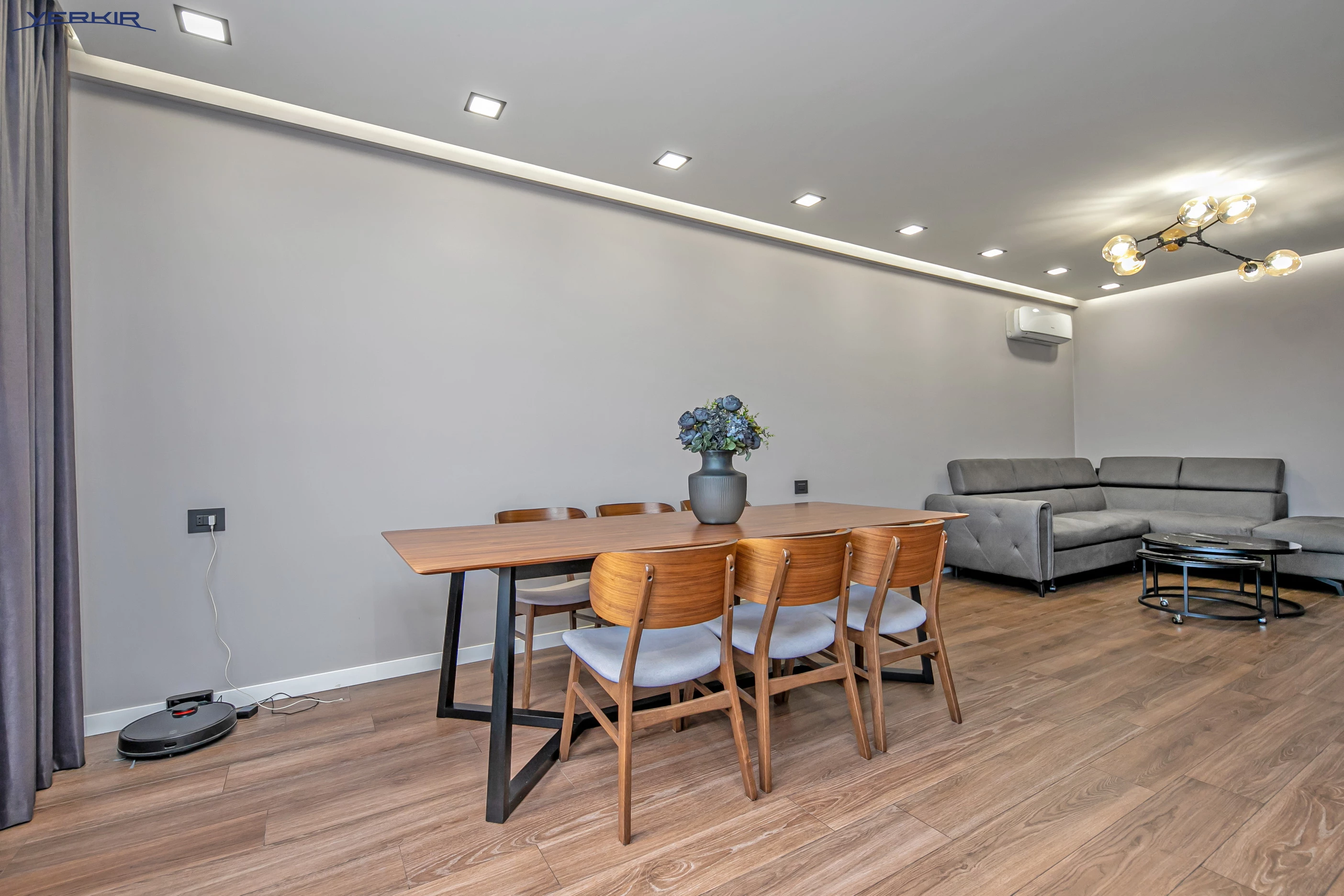 Apartments Code: 5+316054