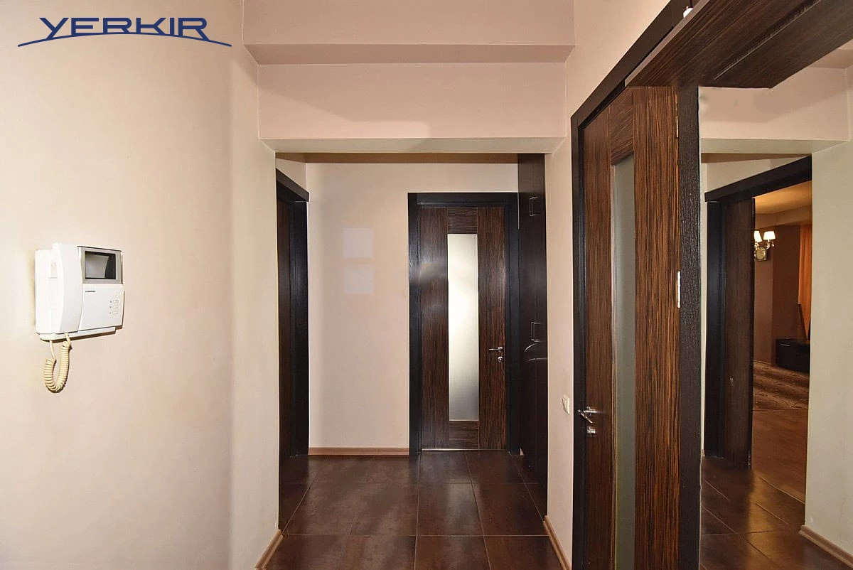 Apartments Code: 5+216450