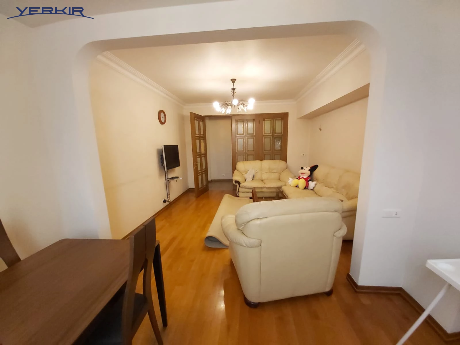 Բնակարաններ Կոդ` 5+207277