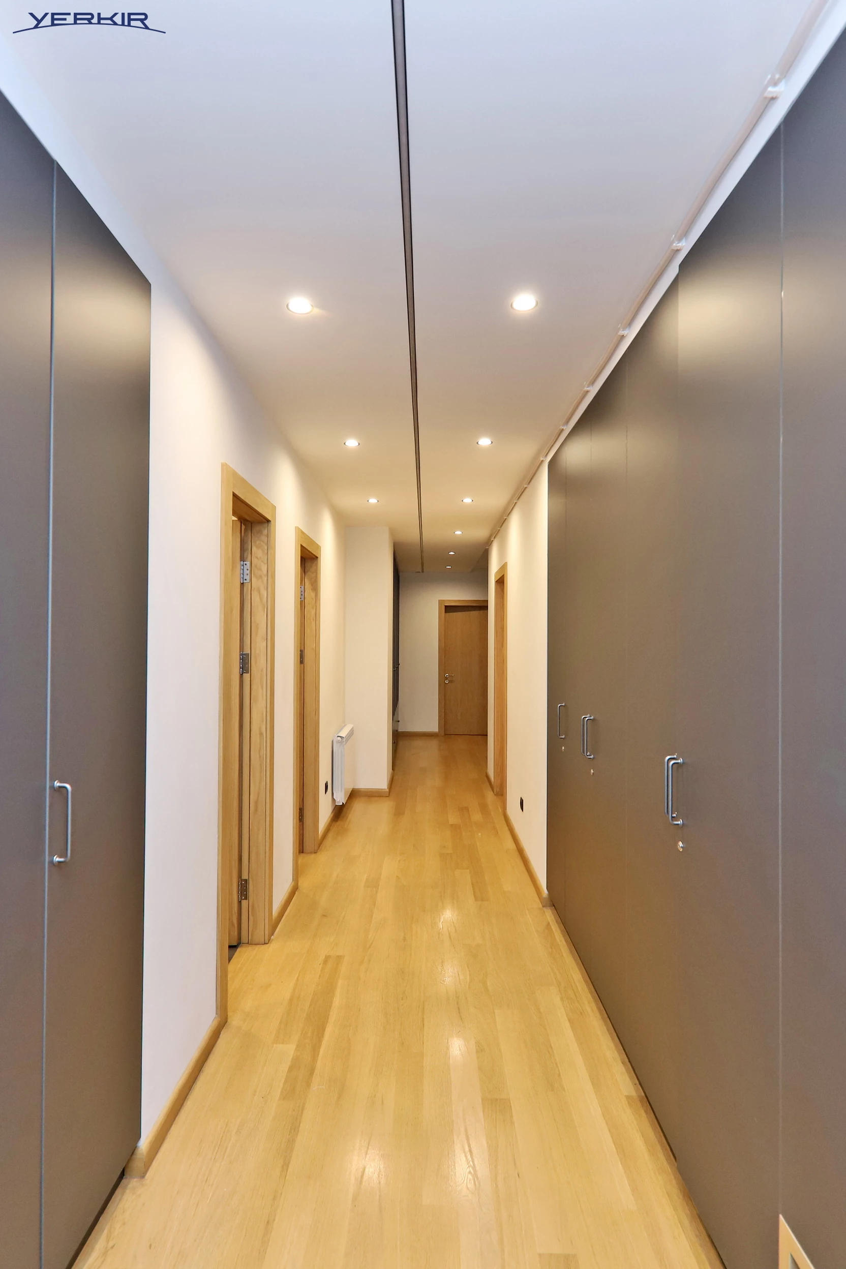 Apartments Code: 5+312443