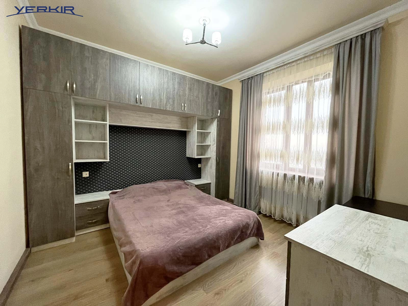 Բնակարաններ Կոդ` 2+215114