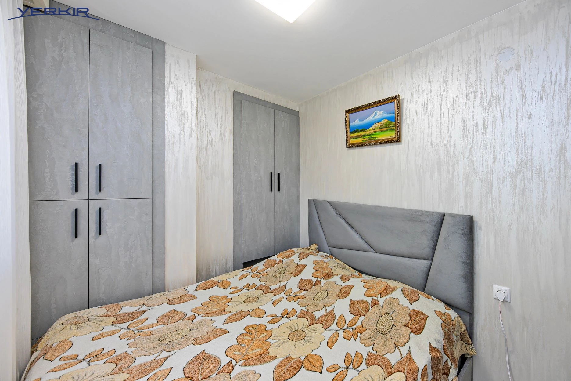 Apartments Code: 2+1106462