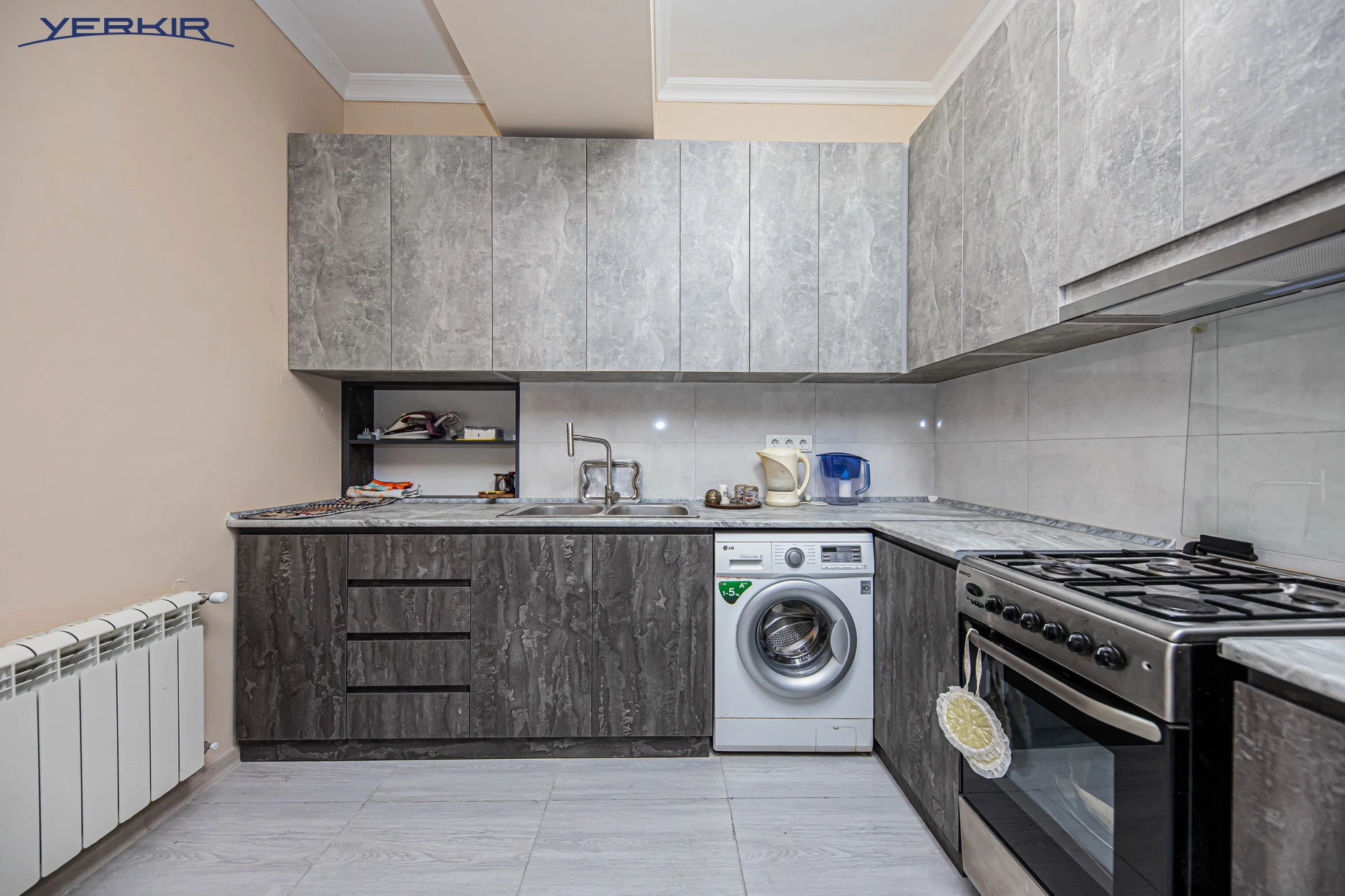 Բնակարաններ Կոդ` 5+214505