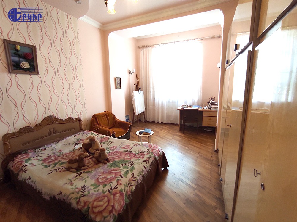 Квартиры Код 5+301854