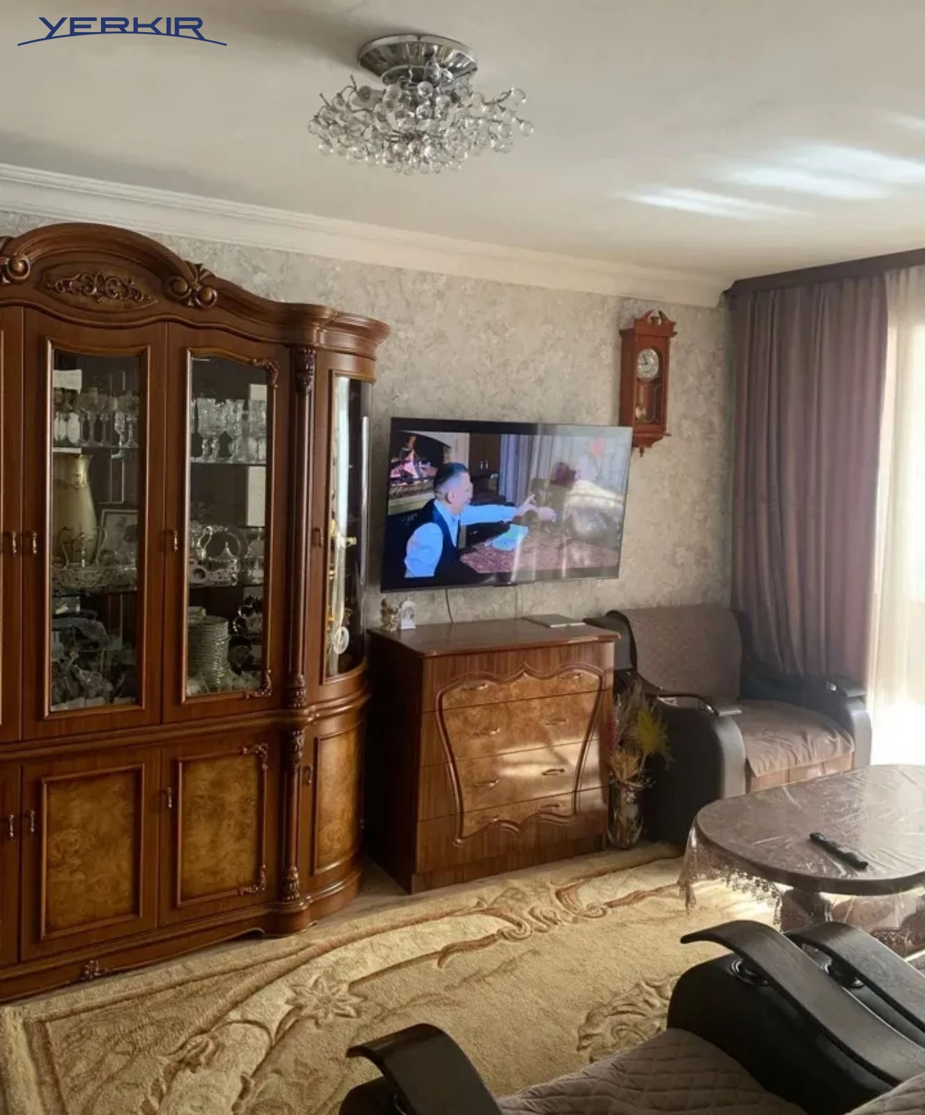 Apartments Code: 10+220369